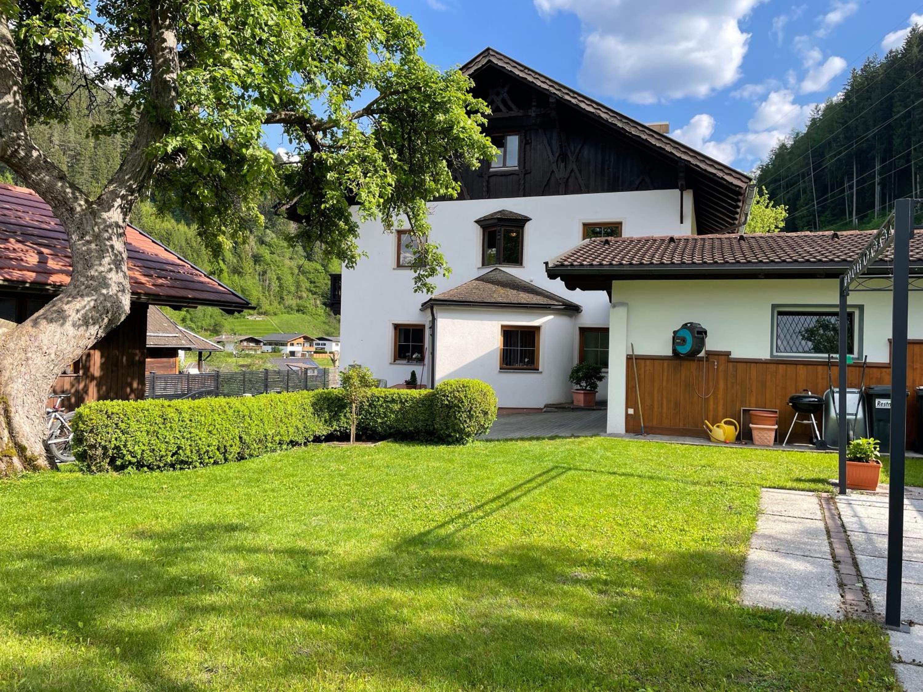 Ferienwohnung Lisal