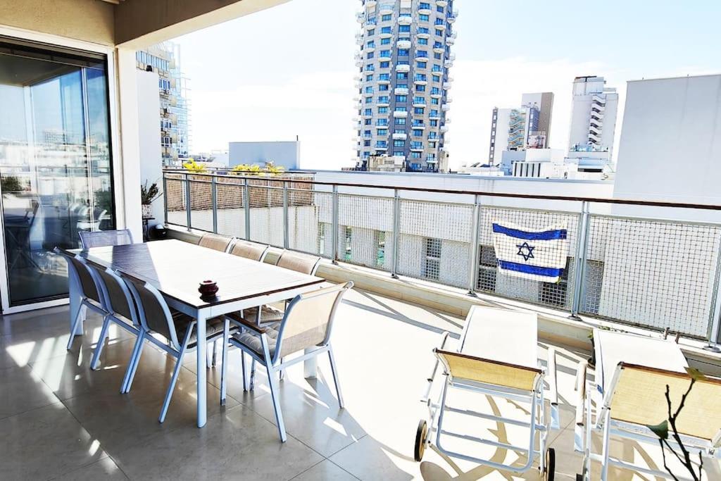Shalom Aleichem 4BR