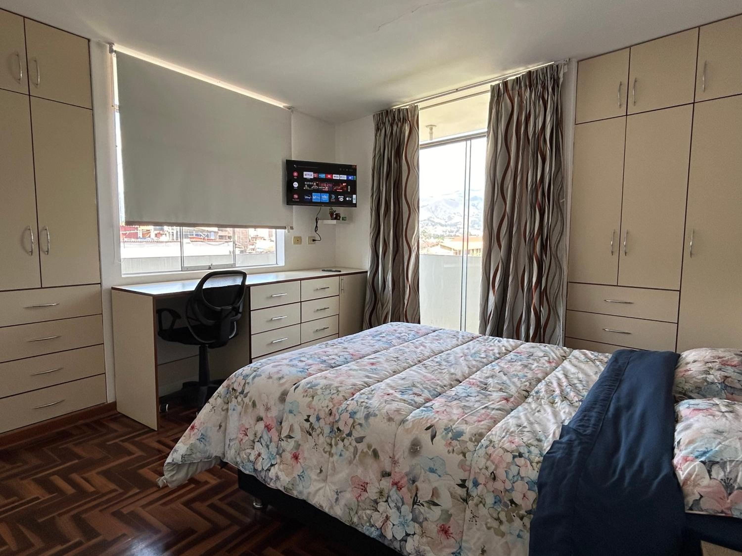 Apartamento con hermosa vista a la laguna de Baños del Inca y PS4 view 2