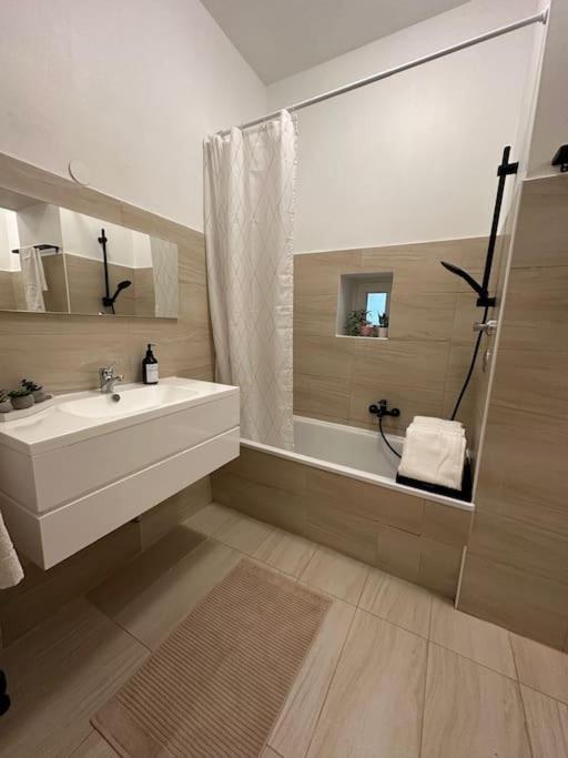 Modern 2Room Apartment/Neukölln
