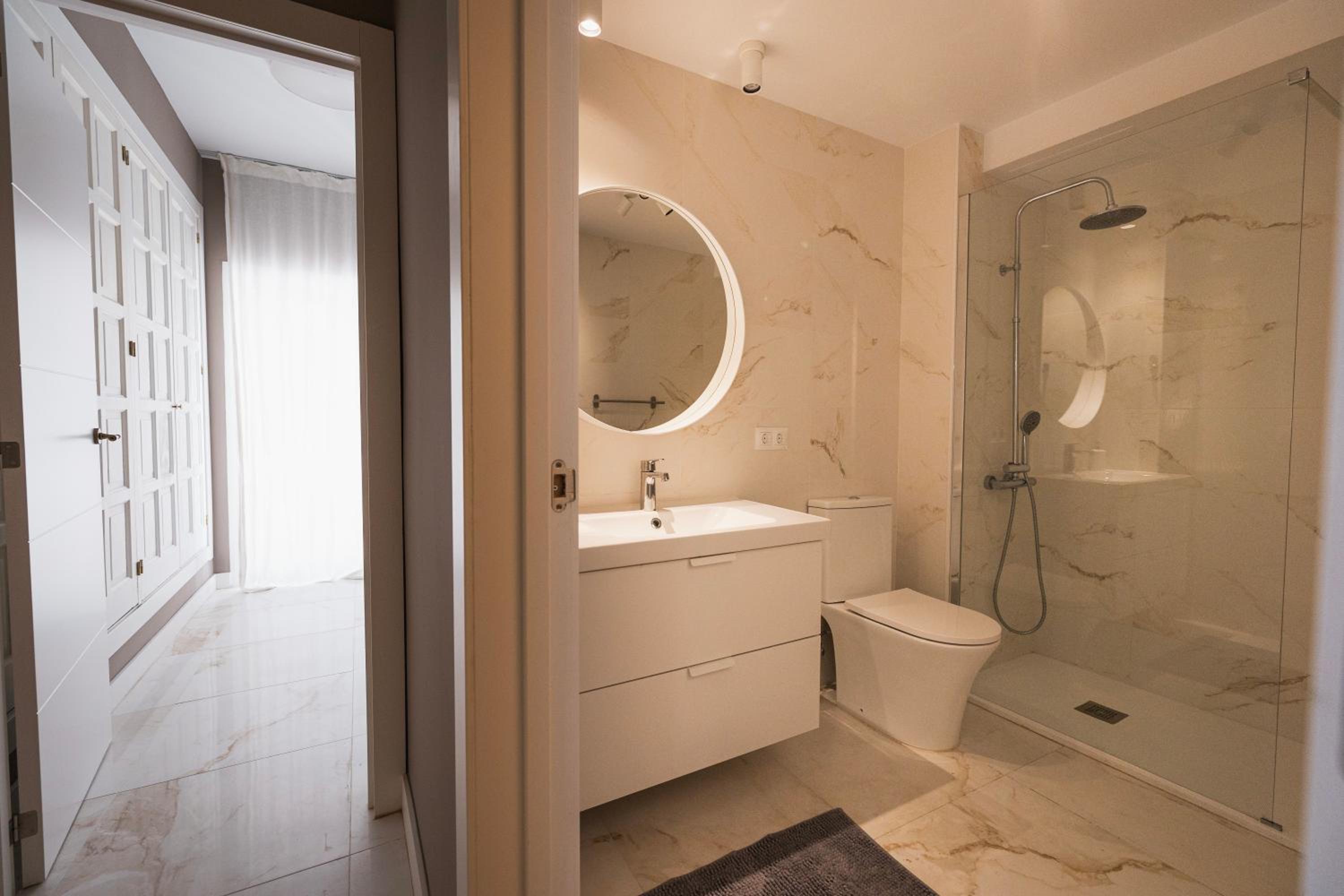 Andalucia del Mar · 3 bedroom apartment in Puerto Banus view 2