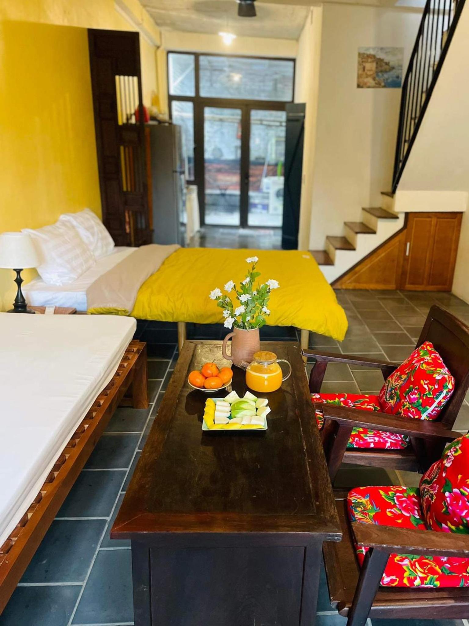 Chez Phuong Cat Ba -Private entire house view 4