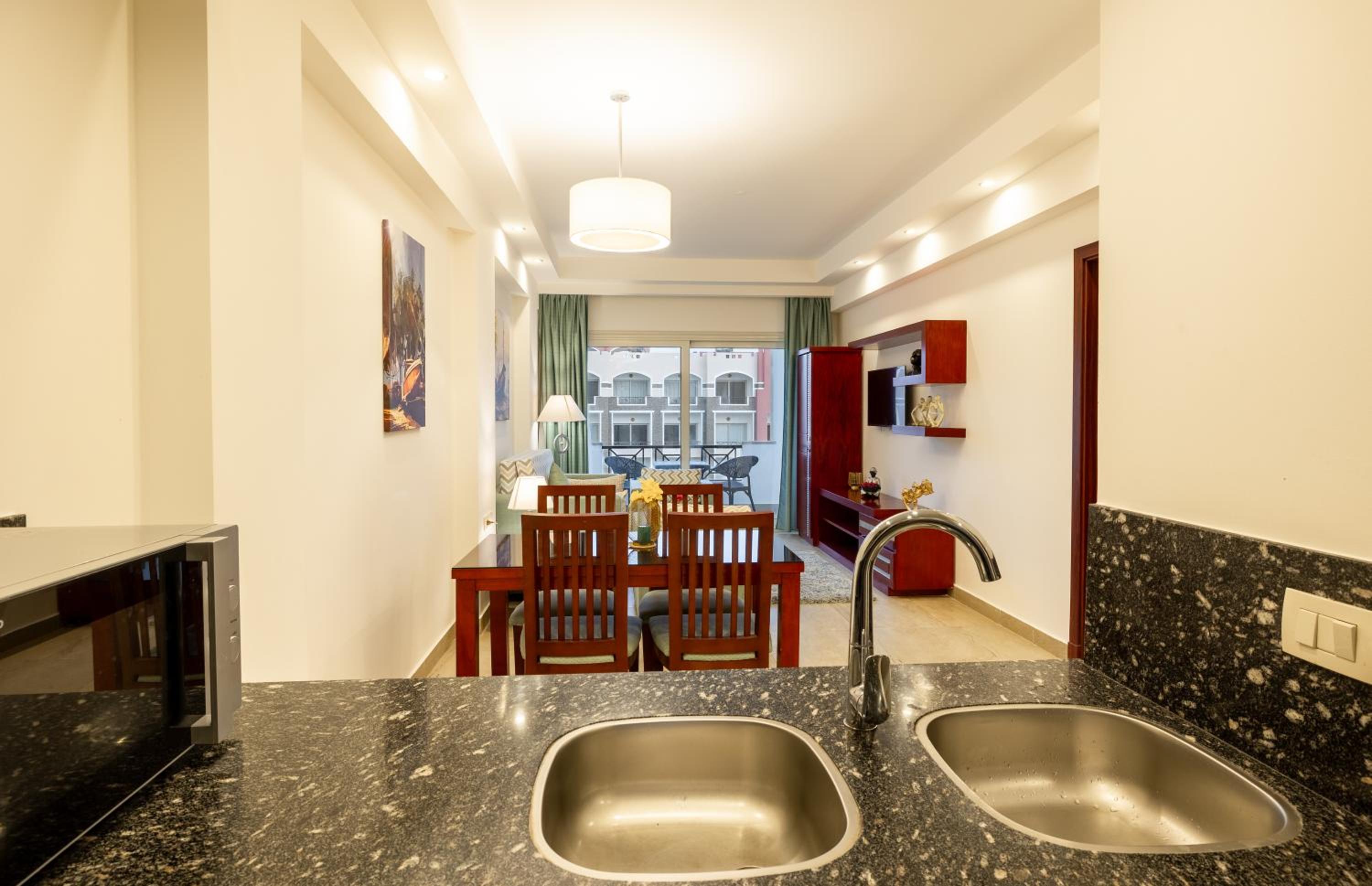 Oyster Bay Beach Suites