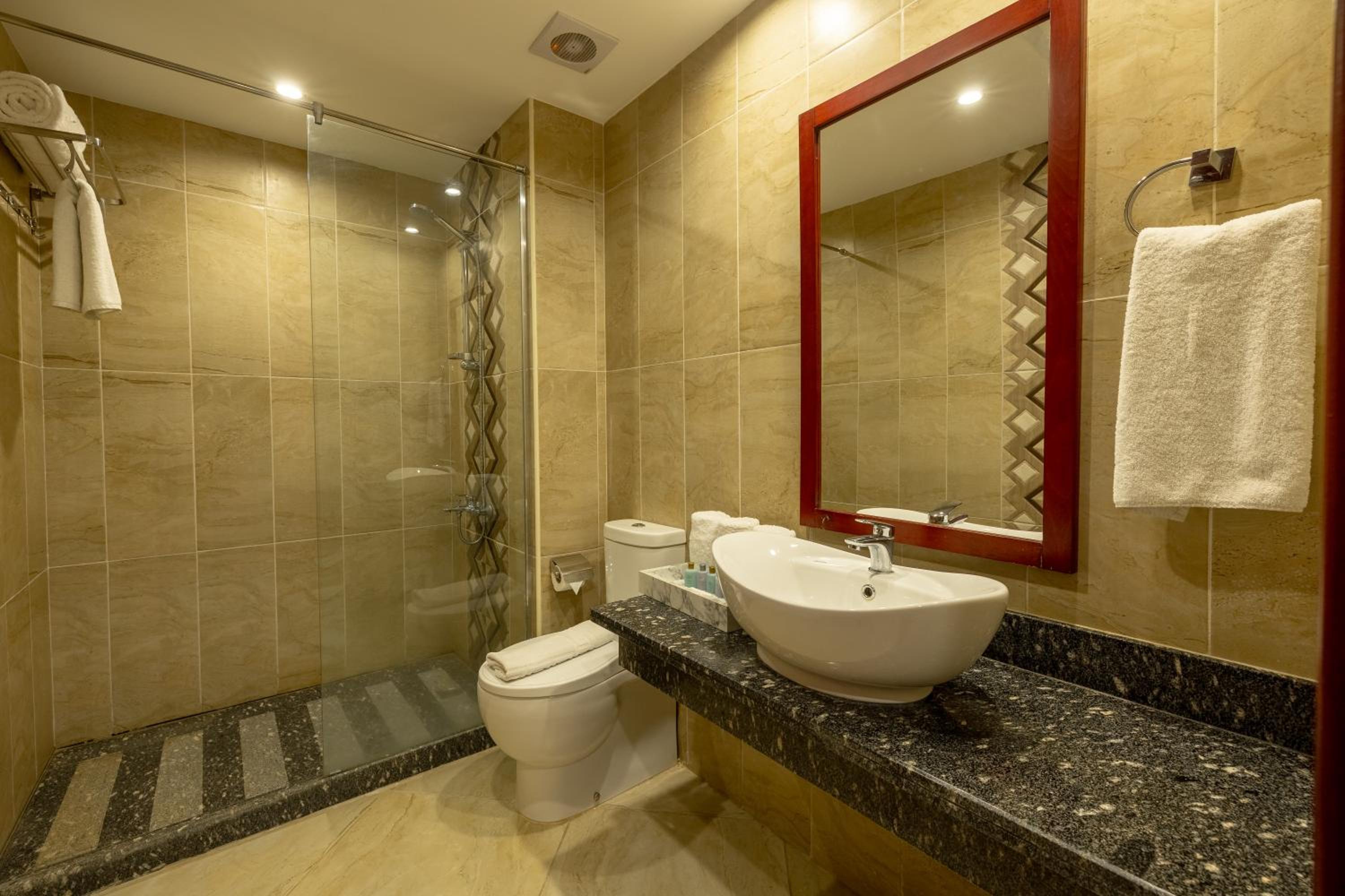 Oyster Bay Beach Suites