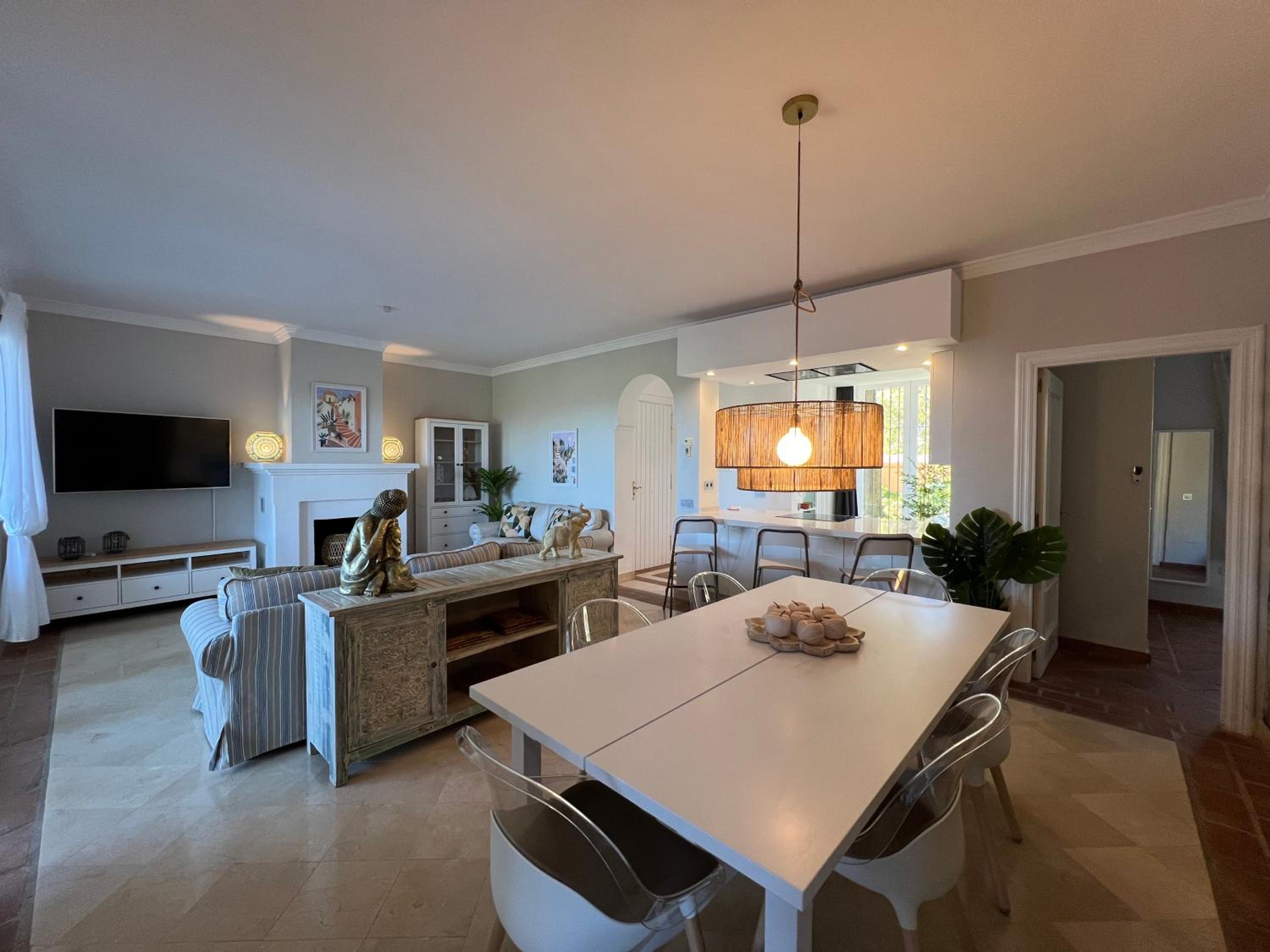 Luxury apartment in La Perla de la Bahia, Bahia de Casares view 5