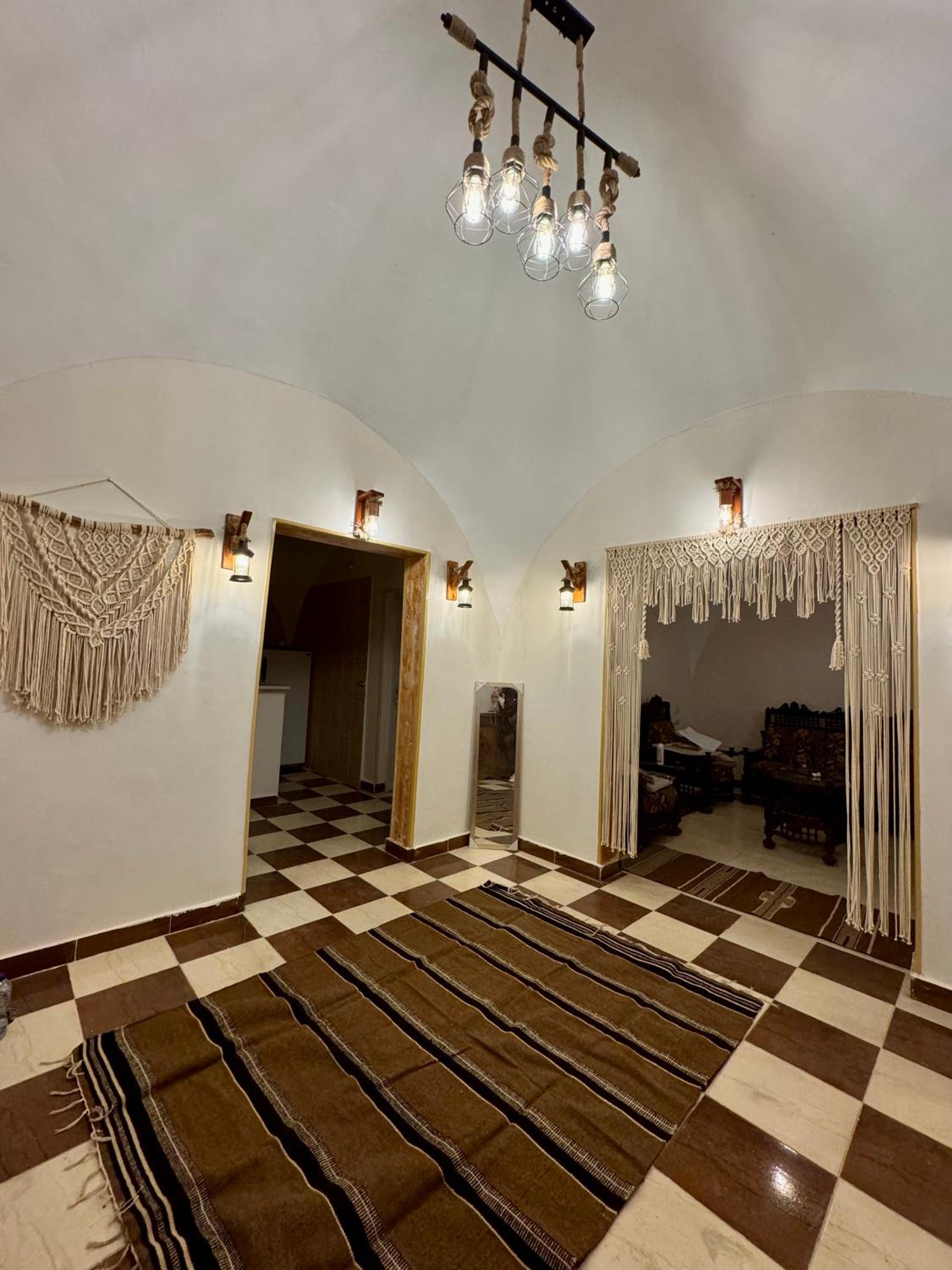 2-single beds beit zeina horse riding