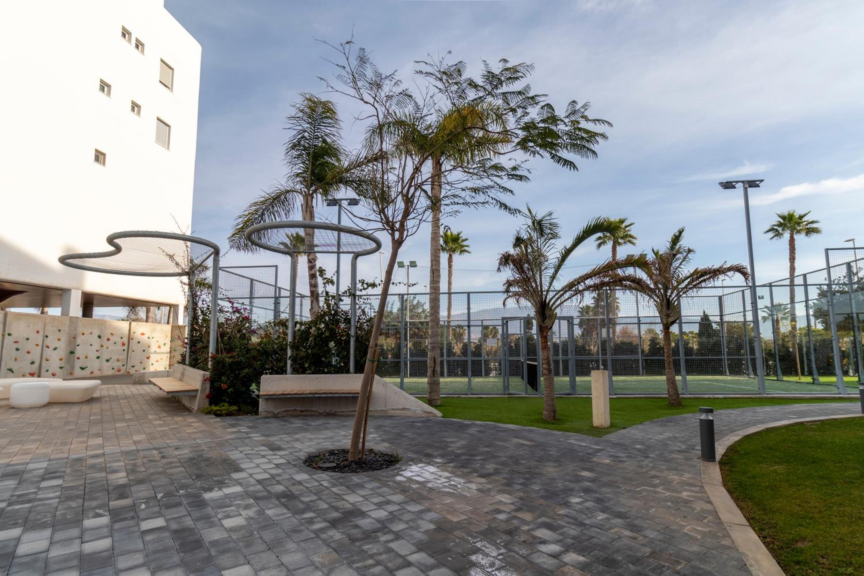 RentitSpain - Playa Granada - Apartamento Serena con Terraza con Vista al Golf