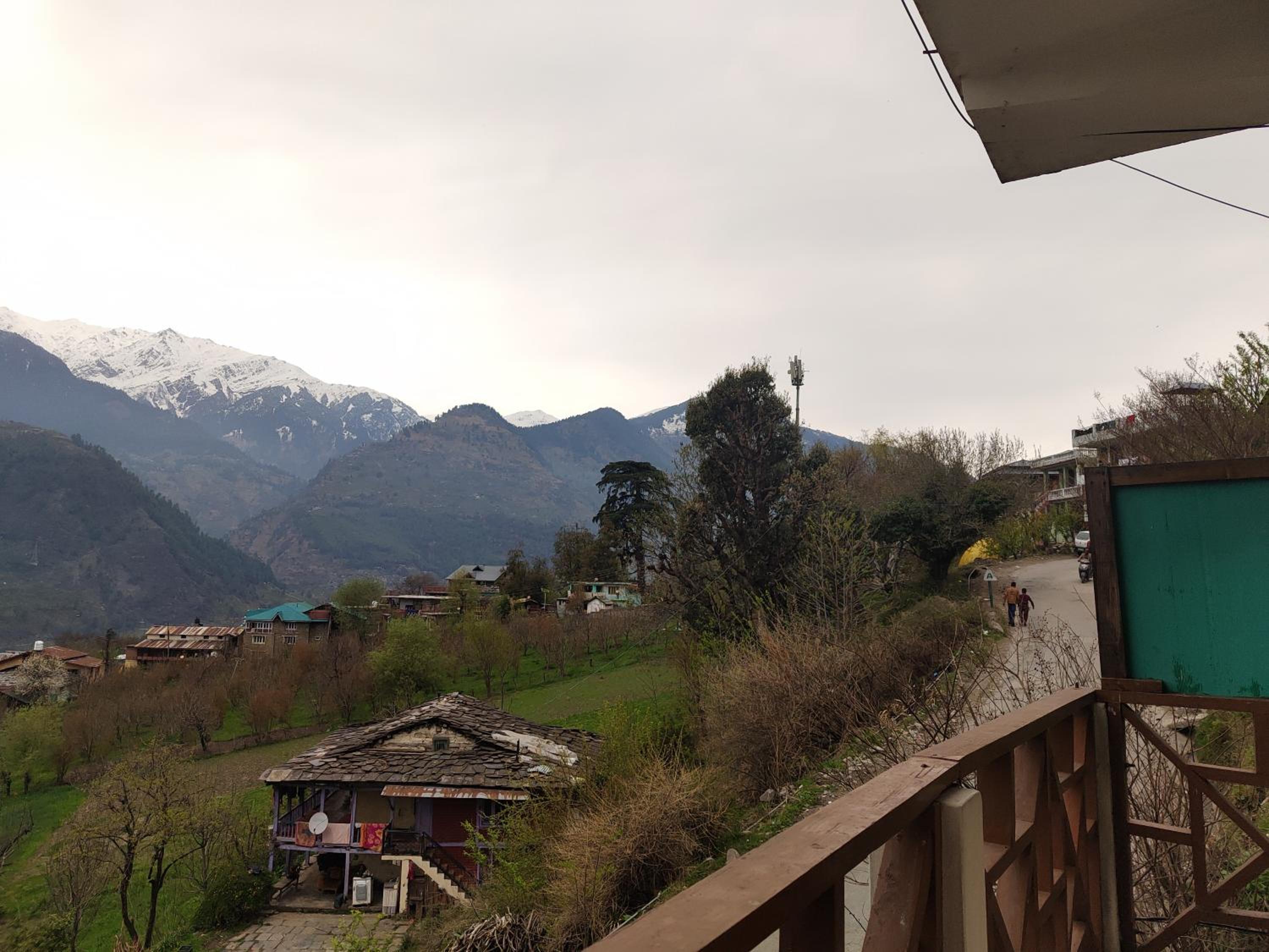 TSUKIMI Homestay, Naggar, Manali