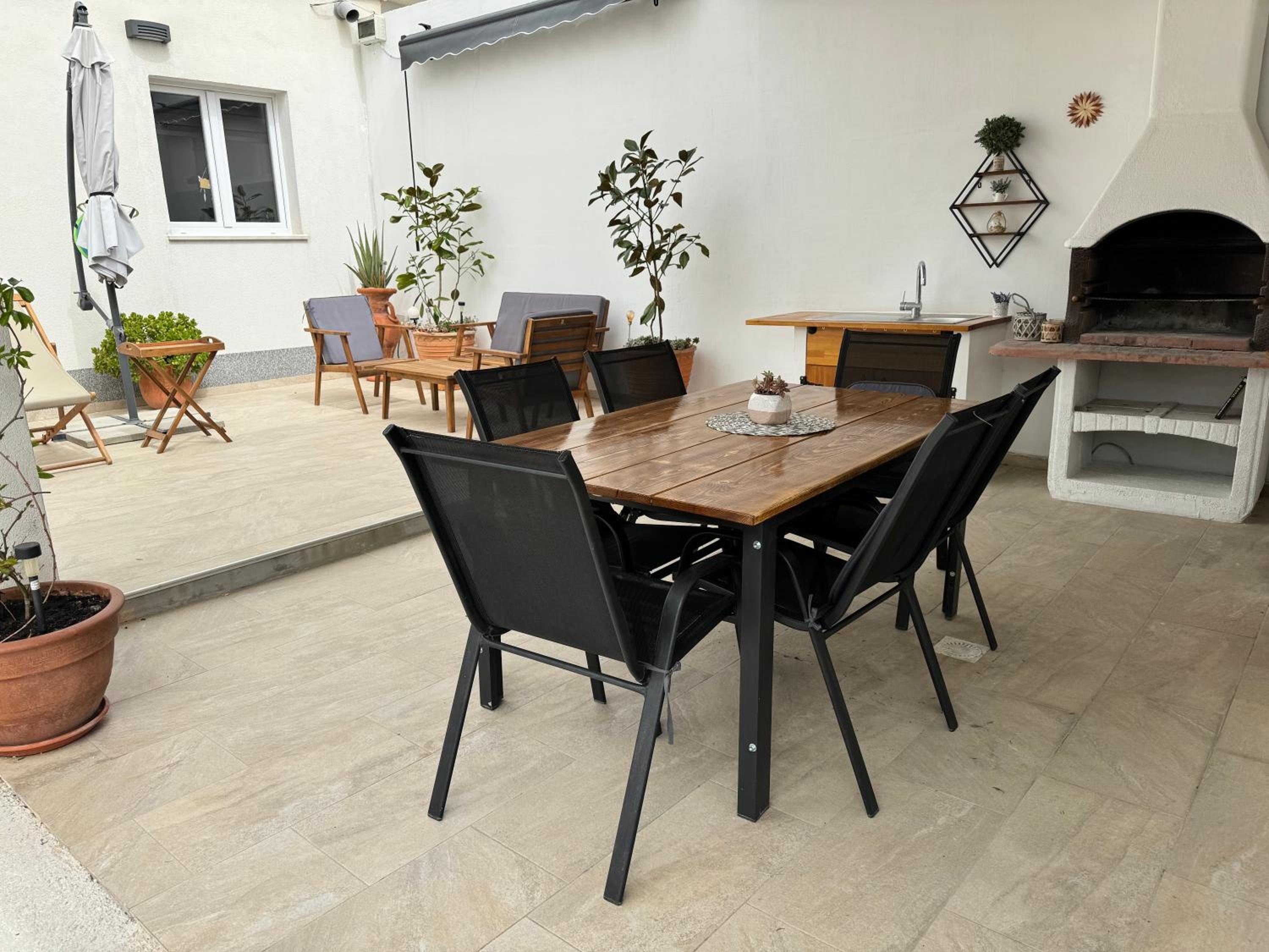 Beach house oasis Villa Livak view 2