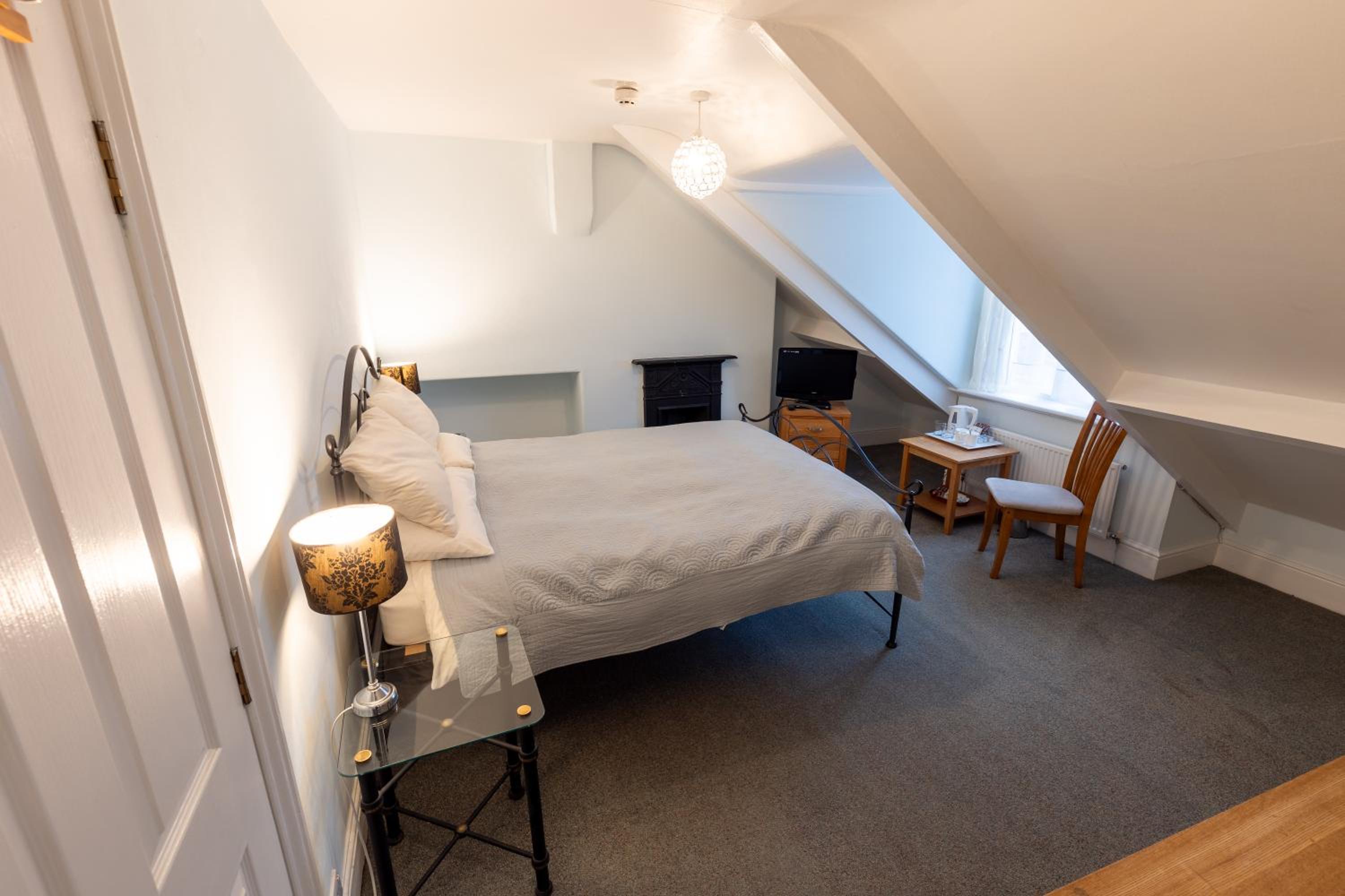 Big Sky Guest House- ROOM ONLY view 2