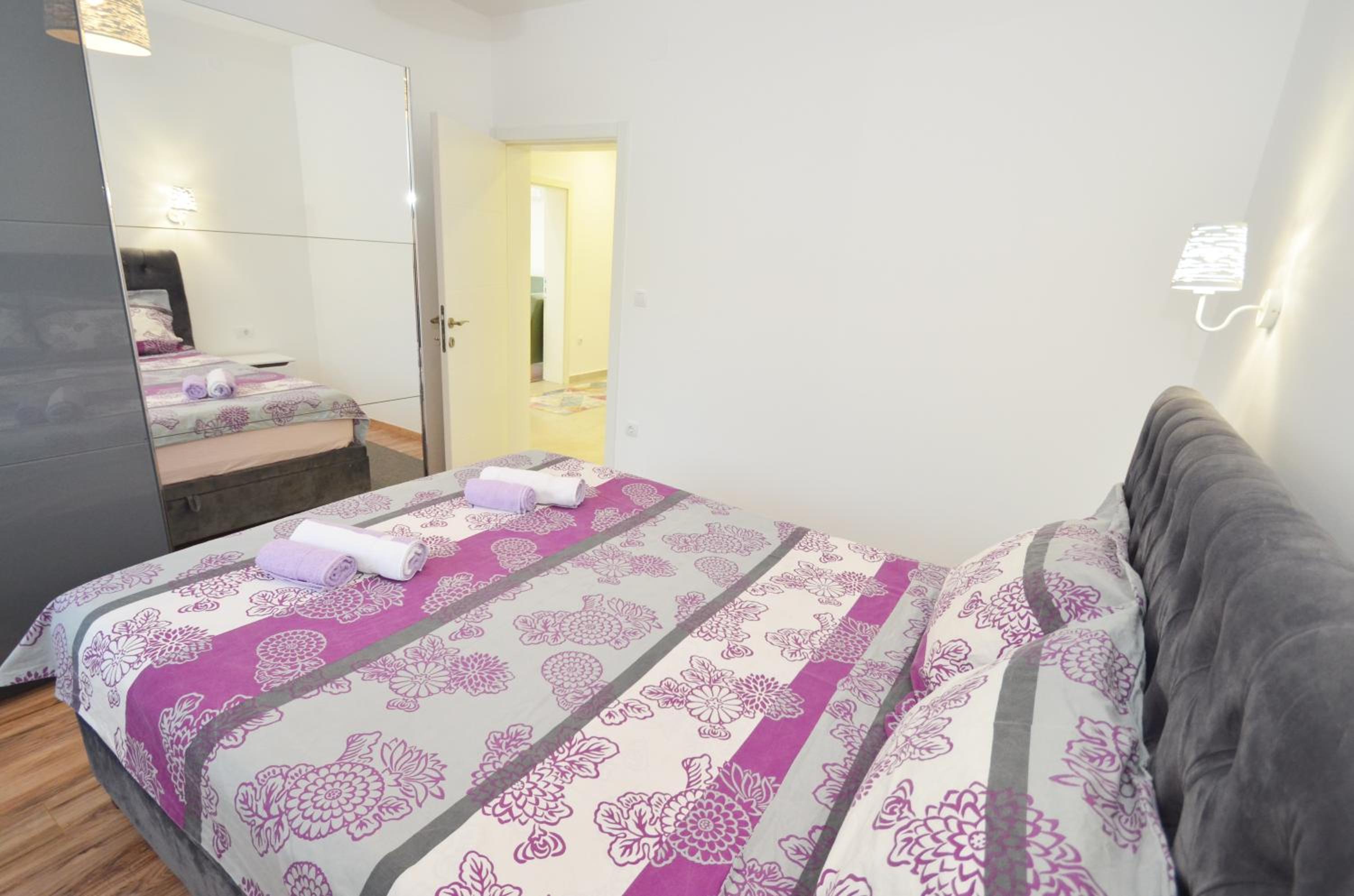 Stars Apartments