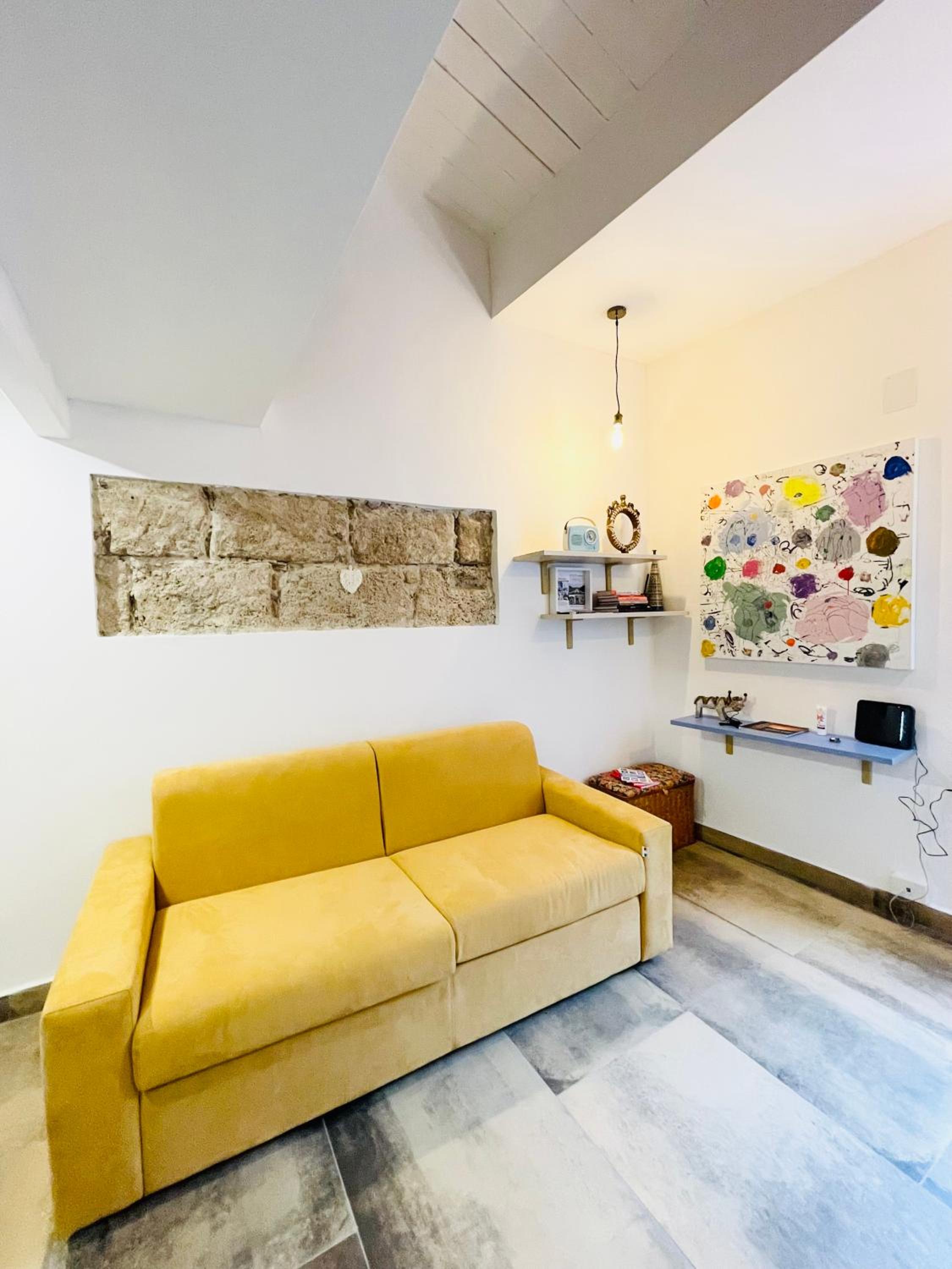 Dalì Art Room Studio Apartment