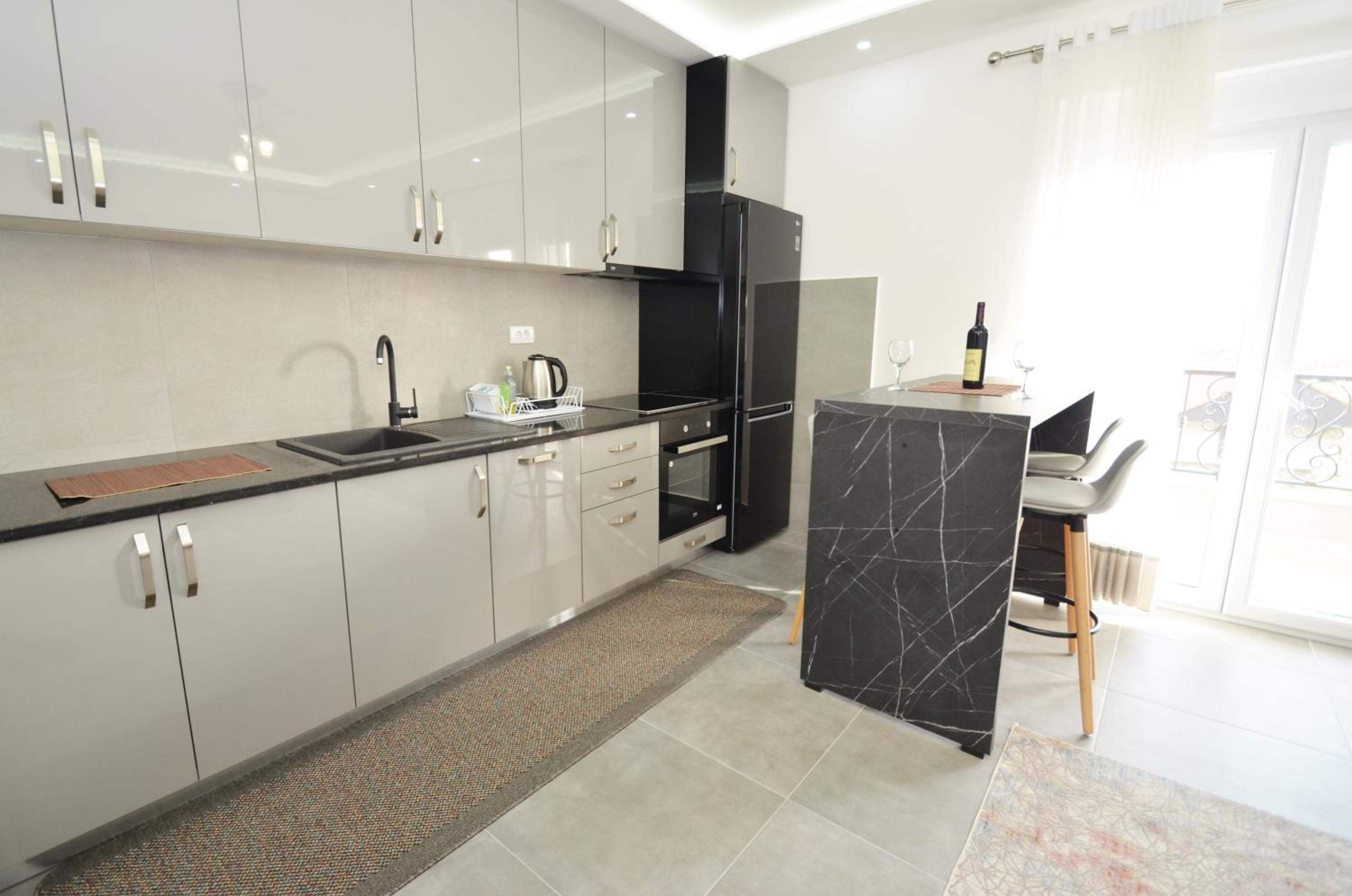 Stars Apartments