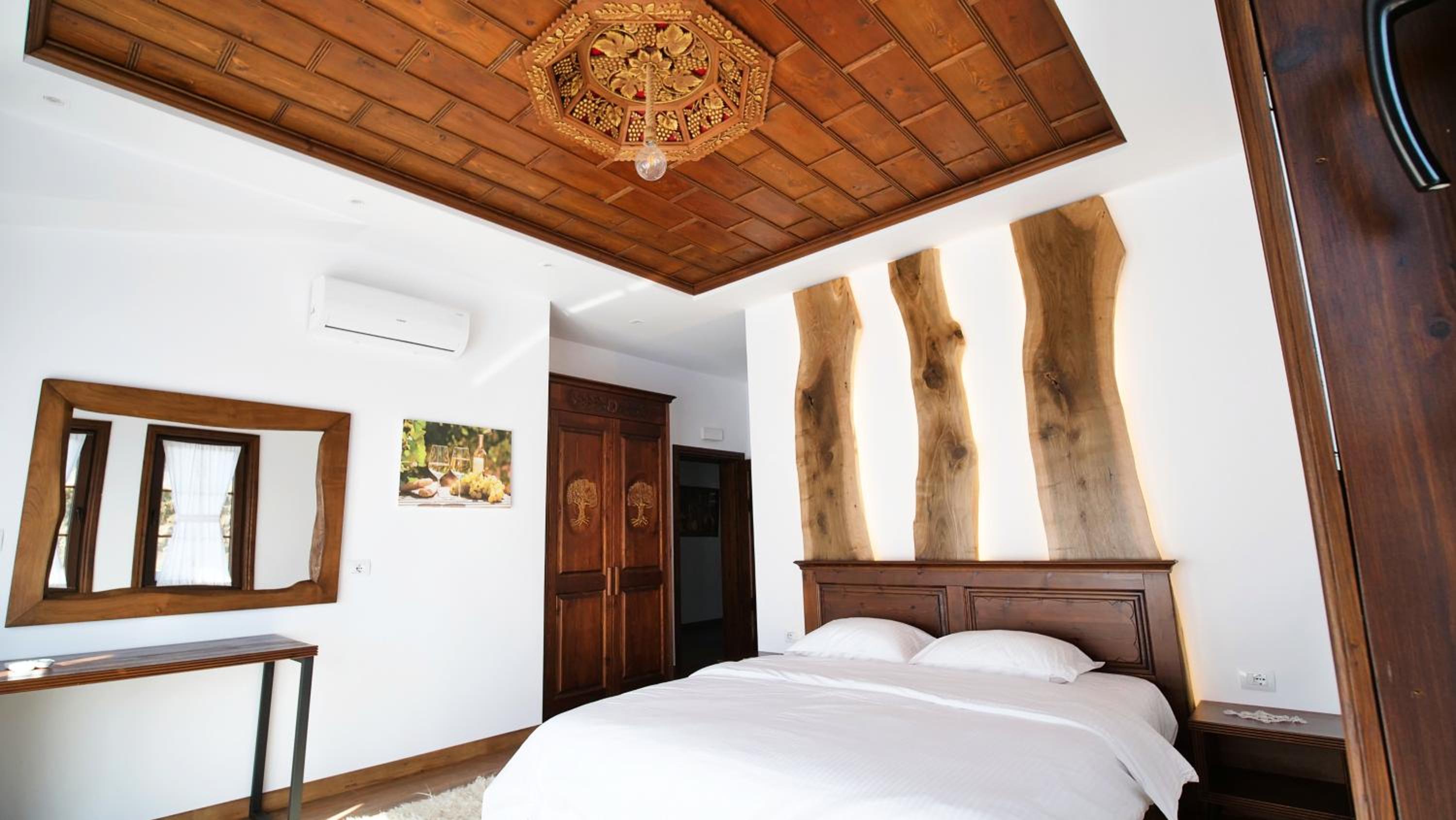 Pupa Winery Serene Stay