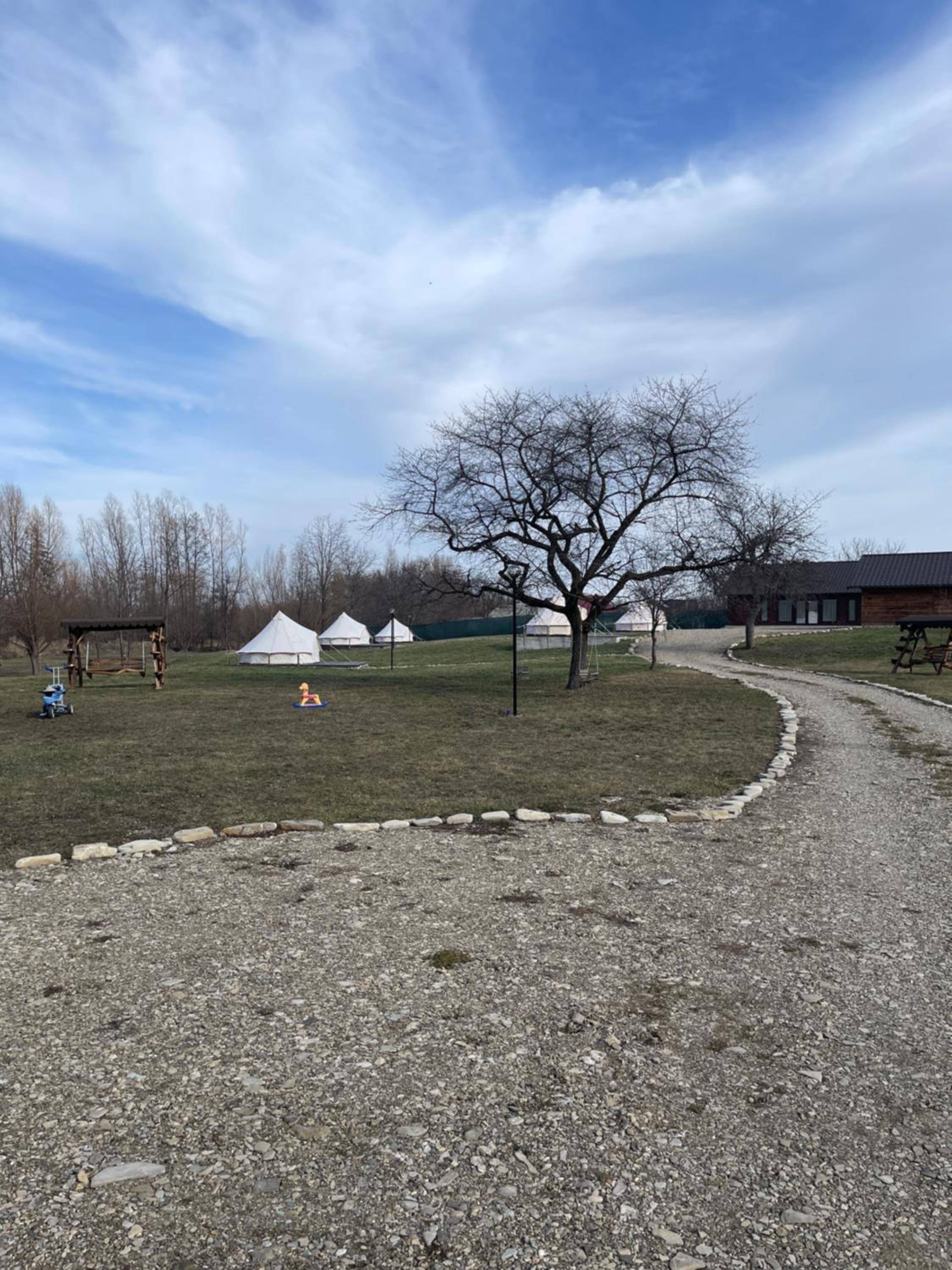 Glamping La Octav view 3