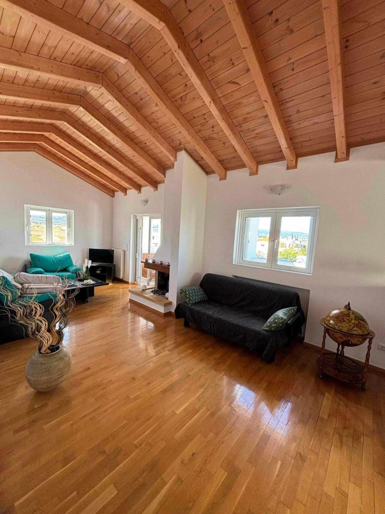 LOFT HOUSE