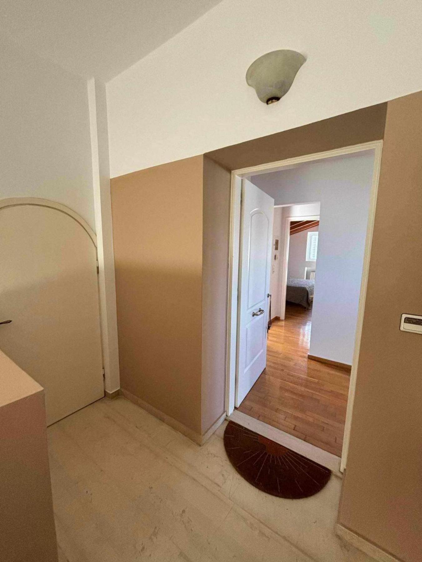 LOFT HOUSE