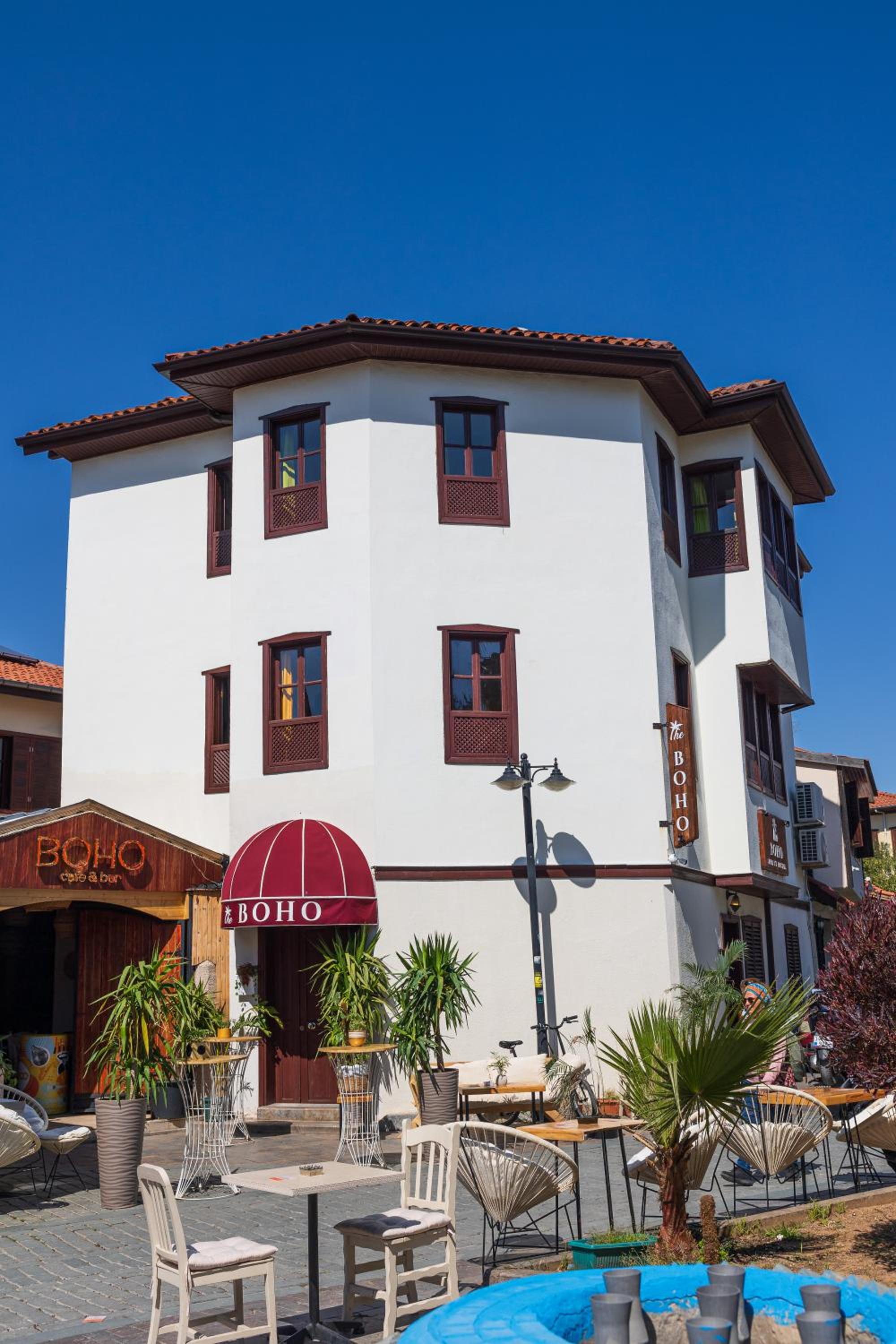 Boho Oldtown Apart and Hostel