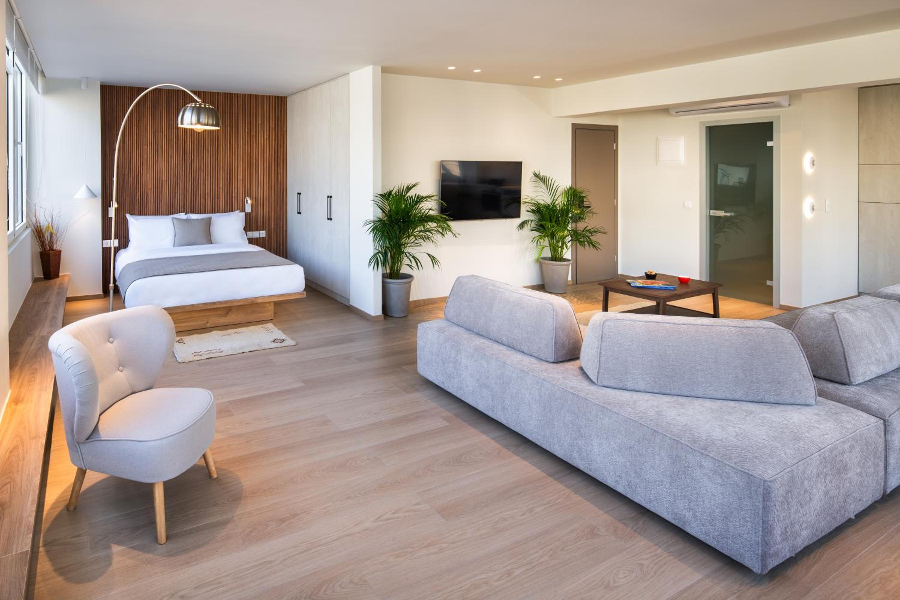 Pelagus City - Grand View Suite view 3