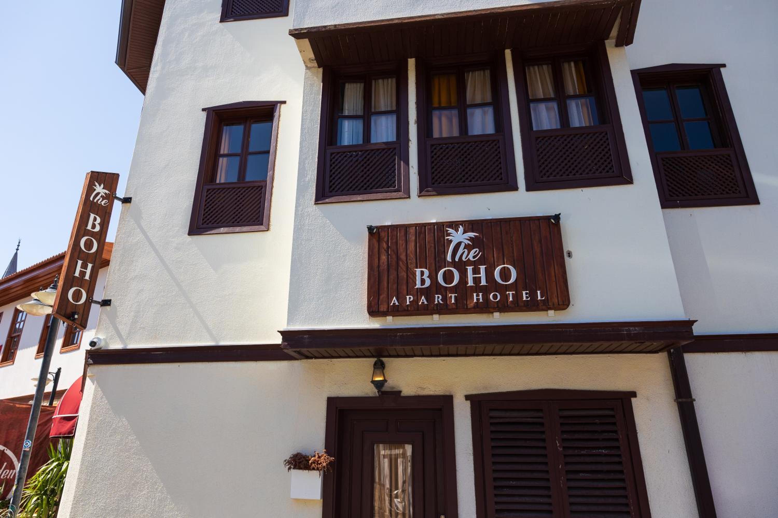 Boho Oldtown Apart and Hostel