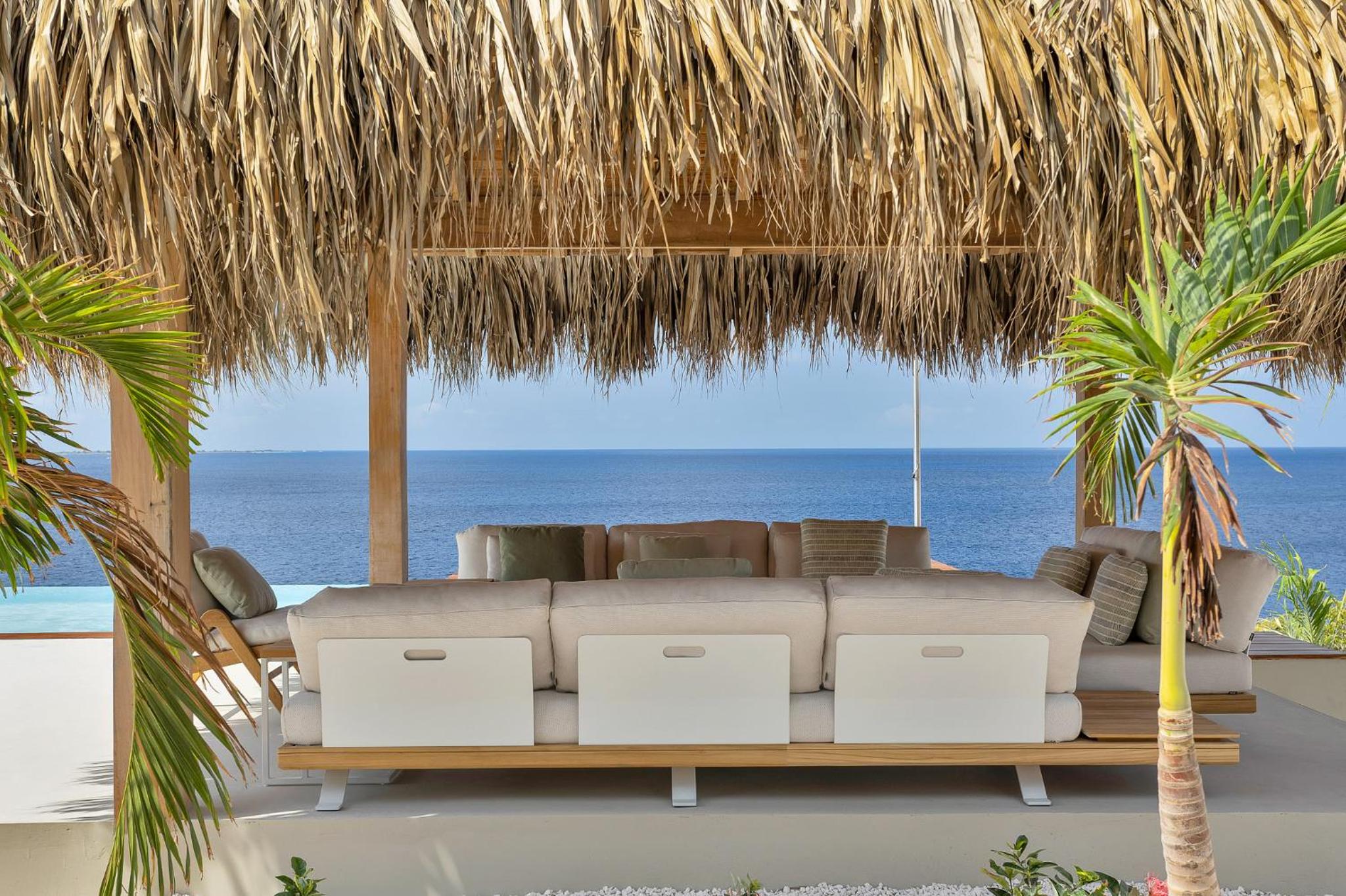 Sorobon Oceanfront Luxury Villa