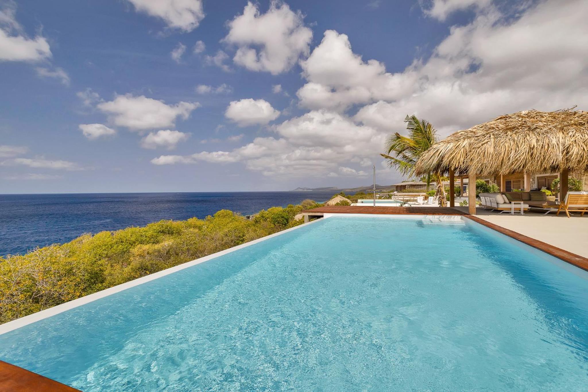Sorobon Oceanfront Luxury Villa