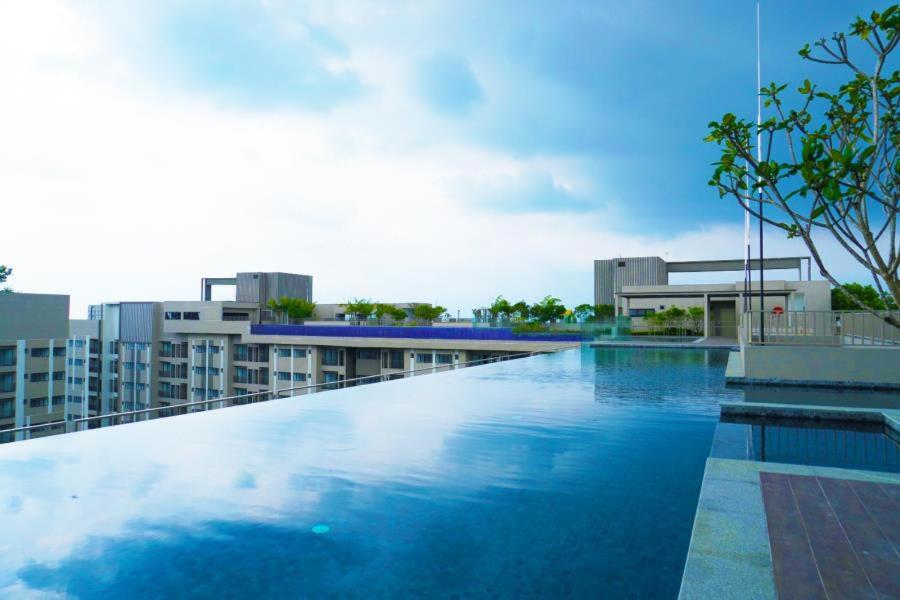 youth city residence photo 2