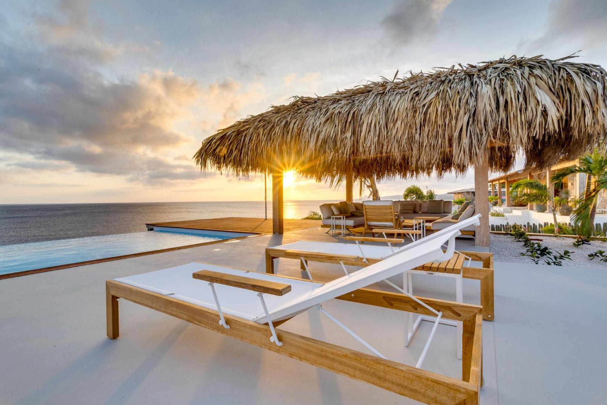 Sorobon Oceanfront Luxury Villa