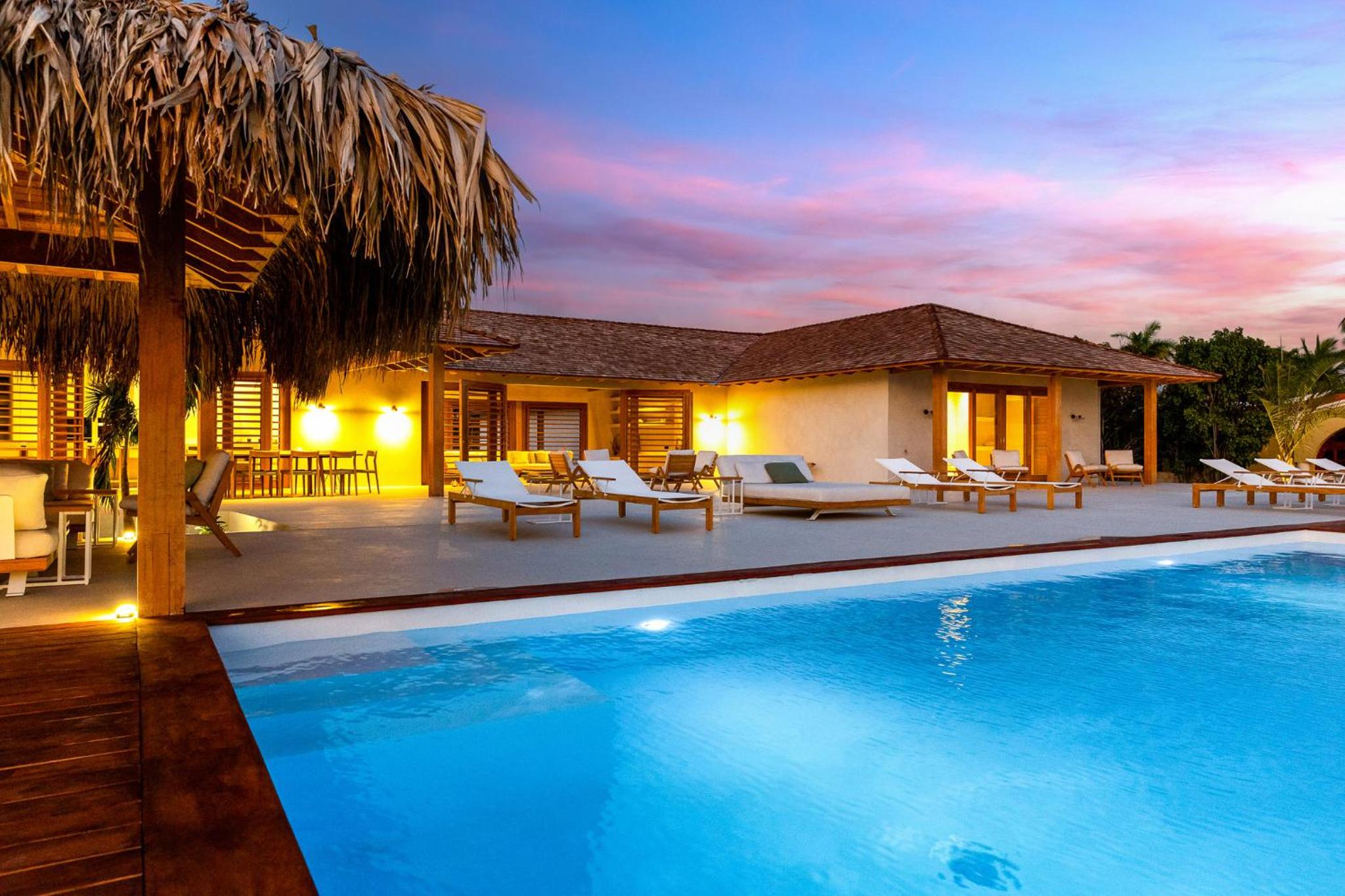 Sorobon Oceanfront Luxury Villa