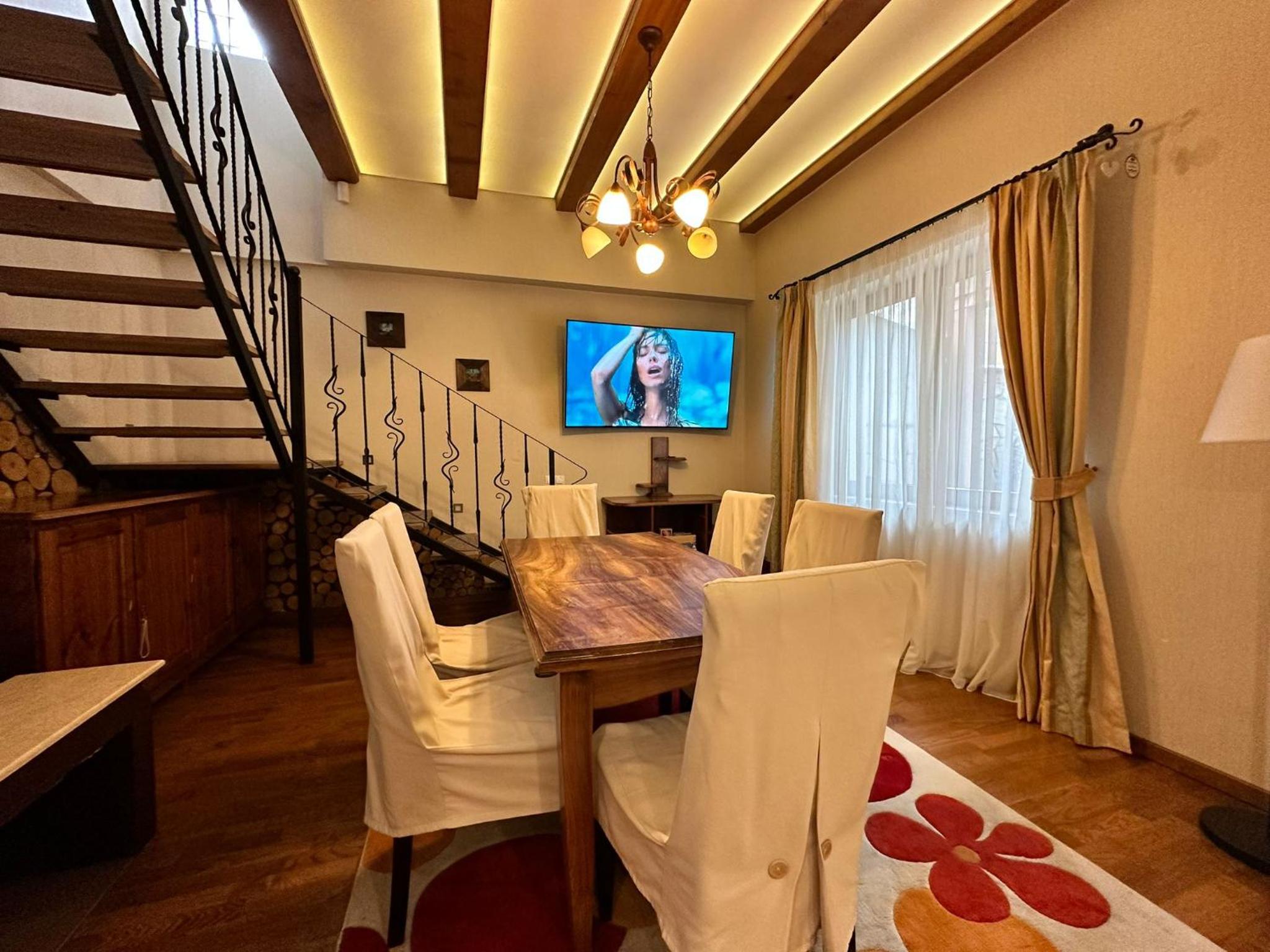 Real home 1 view 4