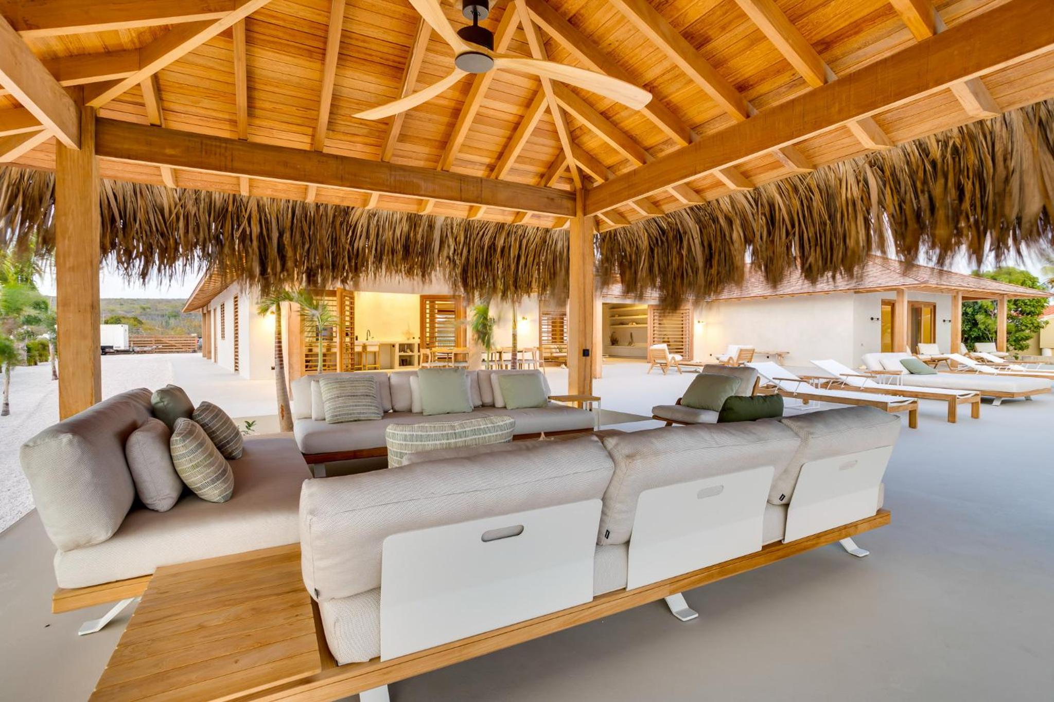Sorobon Oceanfront Luxury Villa