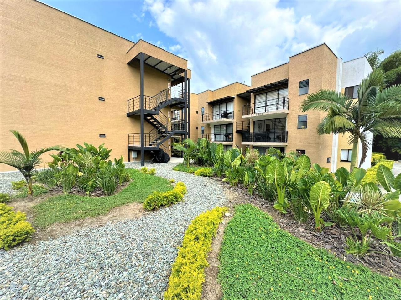 Apartamento 205 torre C Reserva de la Colina La Tebaida Quindio