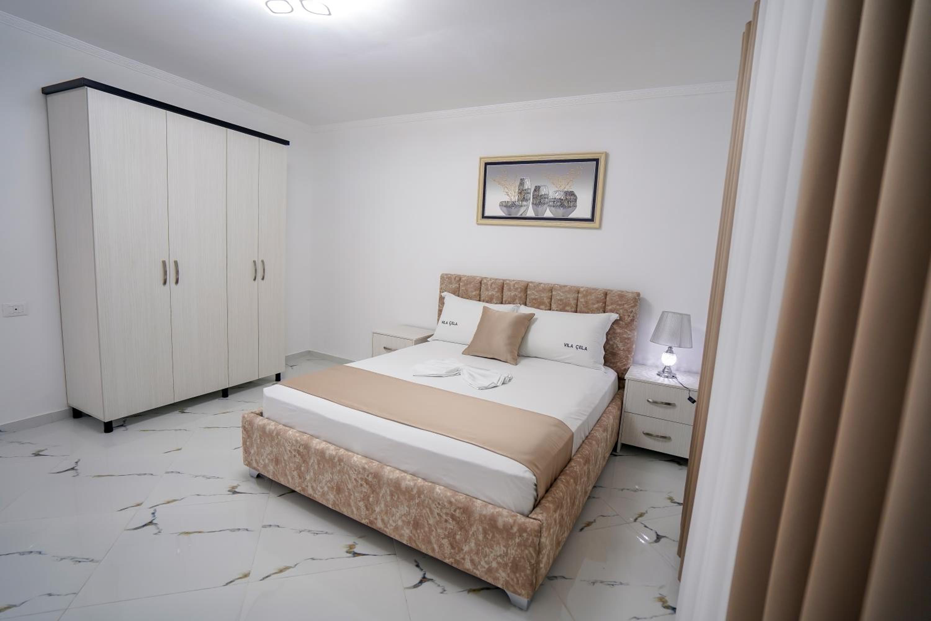 Vila Cela Rental Apartment