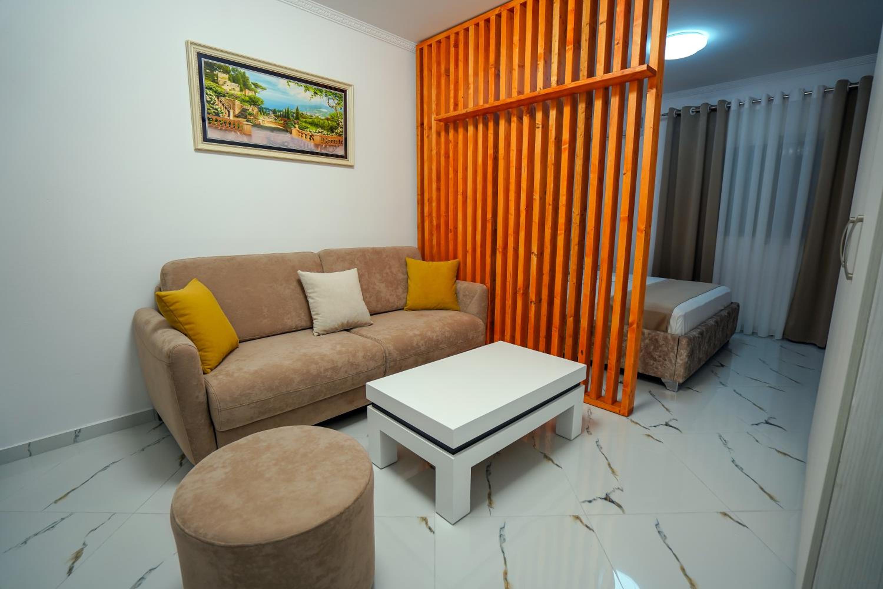 Vila Cela Rental Apartment