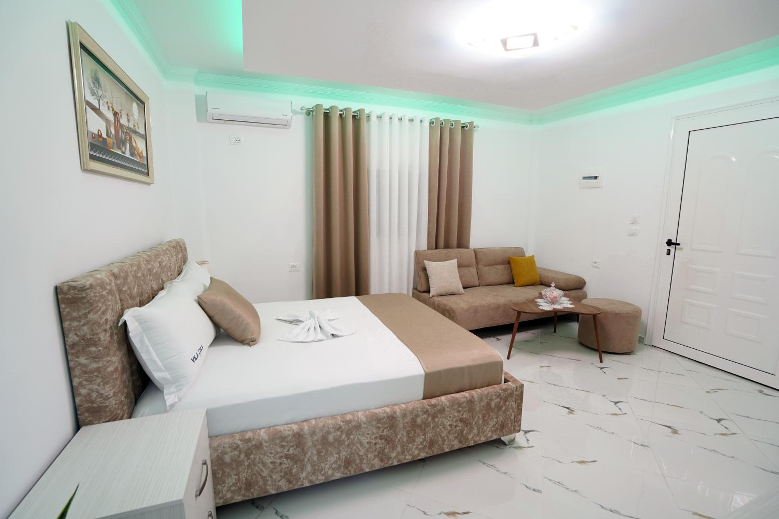 Vila Cela Rental Apartment