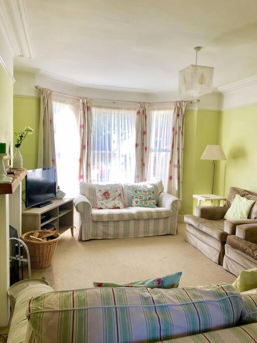 Welcoming Southwold Holiday Home view 2