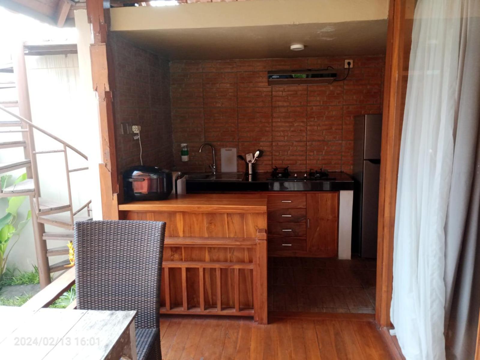 Photo 16