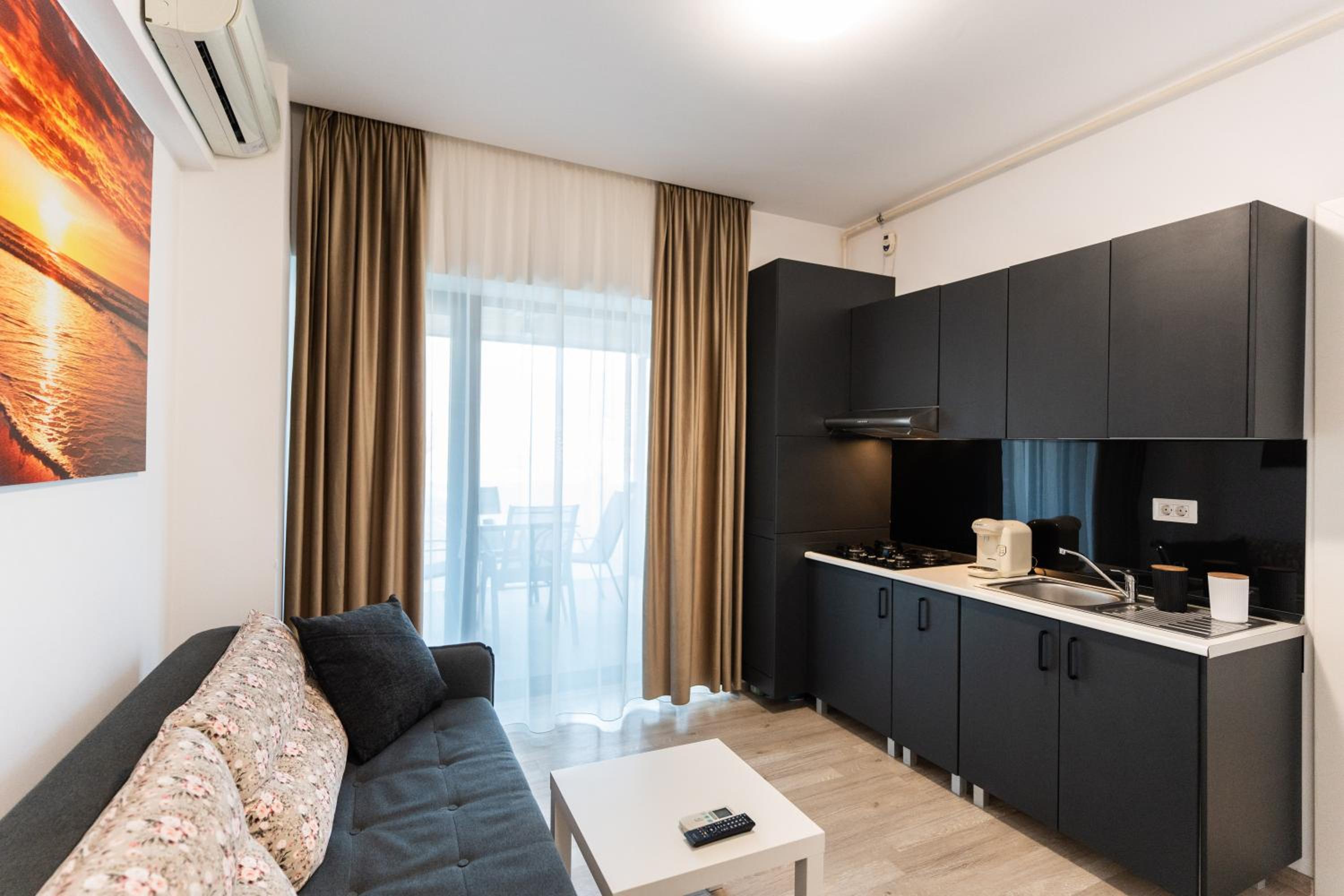 Sea View Apartment Mamaia