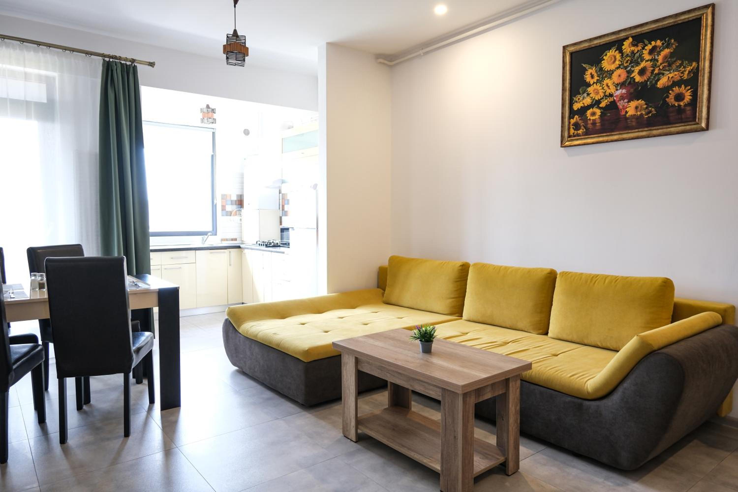 Ddy Apartment view 5