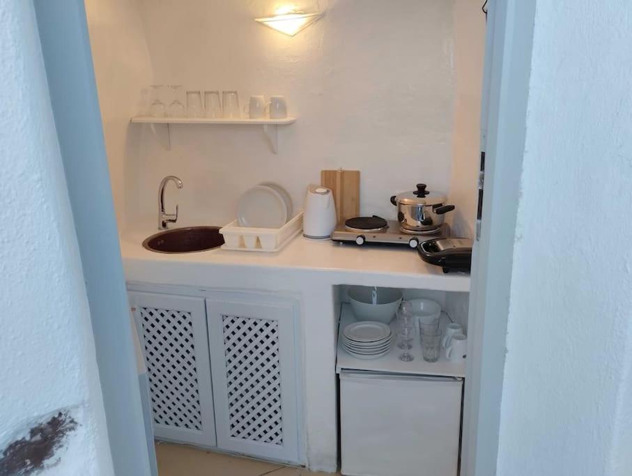 HIDEAWAY CAVE HOUSE photo 3