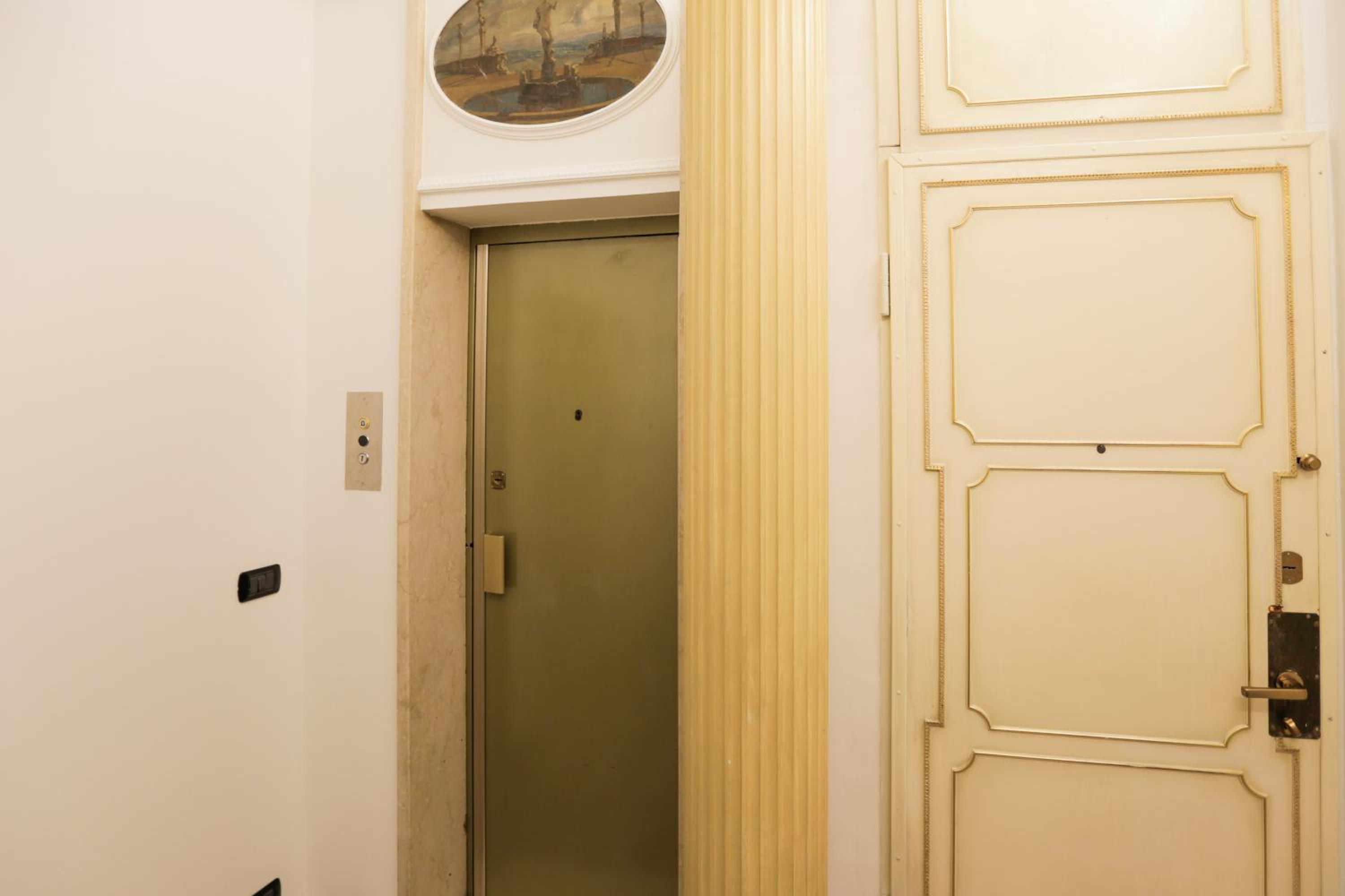 [Private Apartament] Luxury 5 Bedroom - Milano Central Station