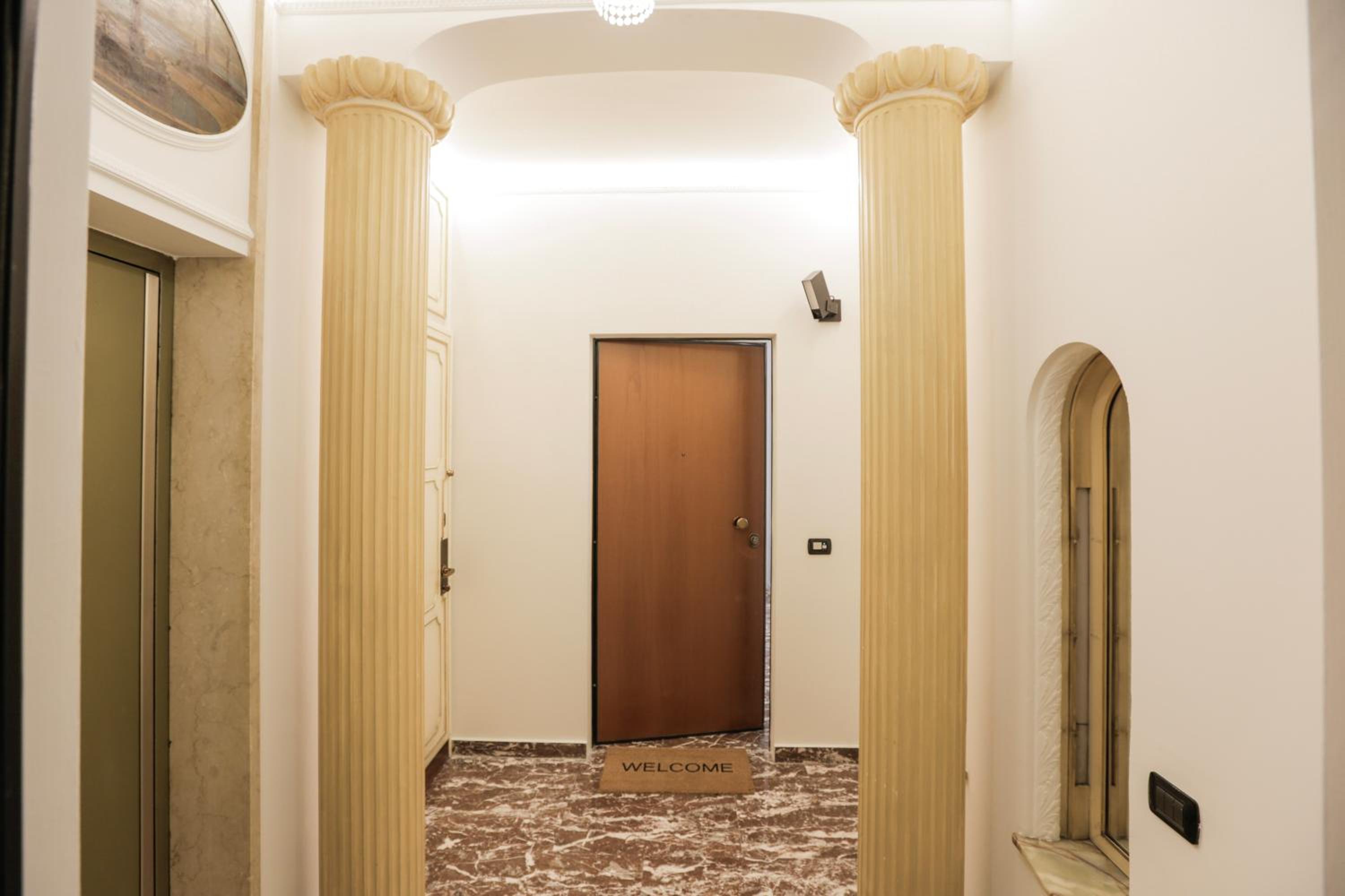 [Private Apartament] Luxury 5 Bedroom - Milano Central Station