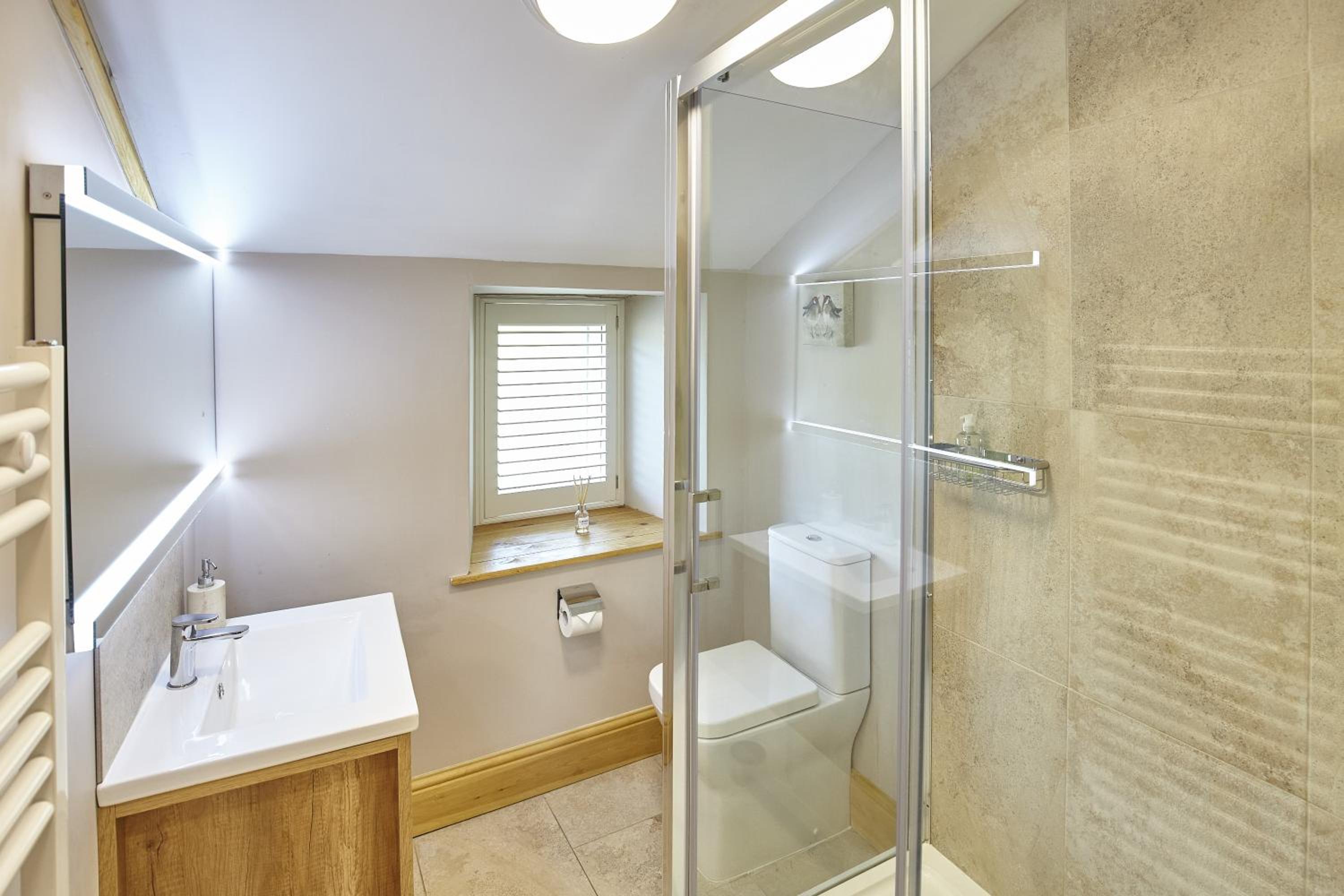 Cumbria, en-suite bathrooms, North Pennines view 2
