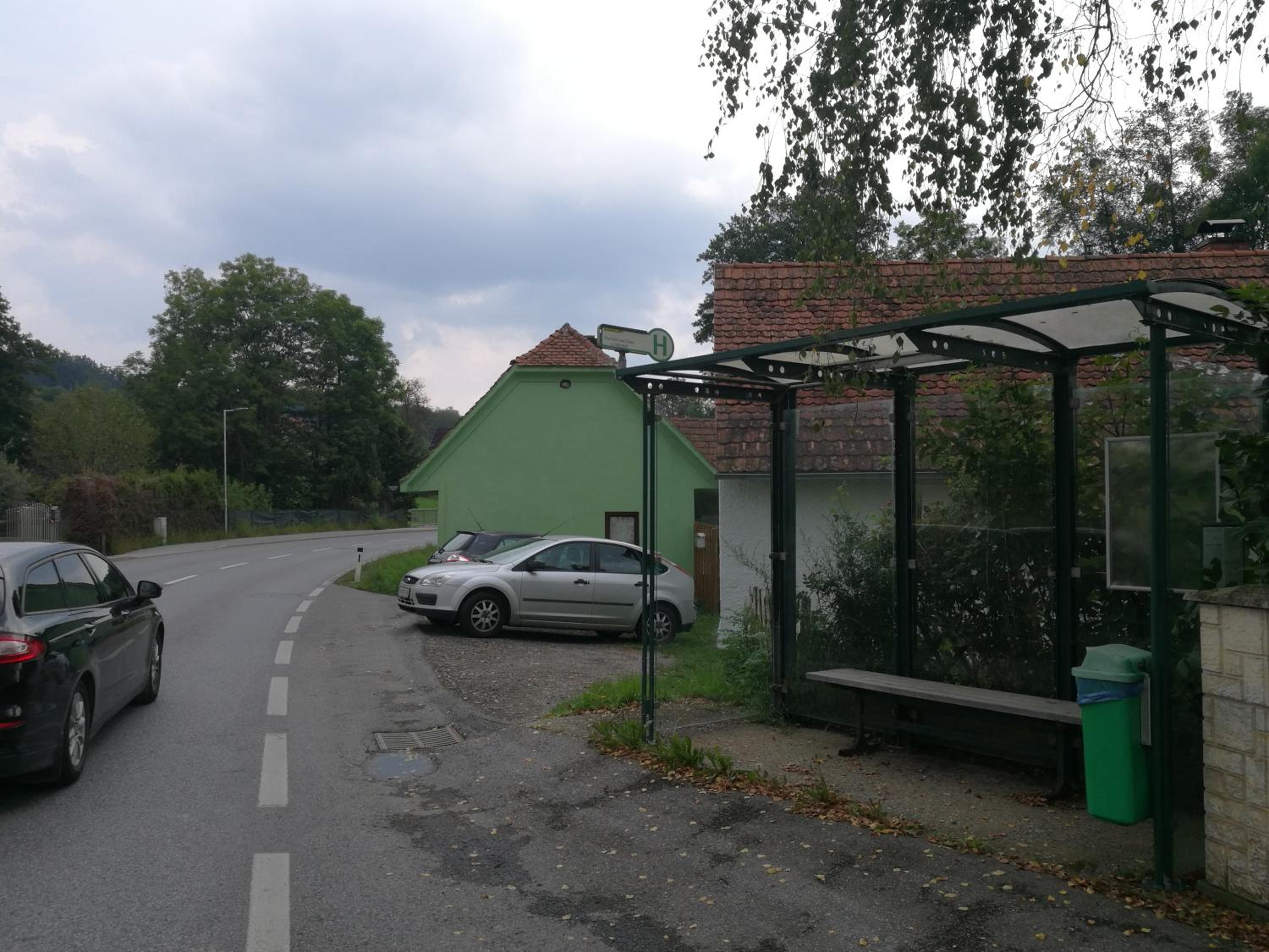 Haus Yuphin