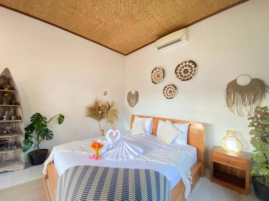 Villa Lovely by Rare Angon Ubud view 2