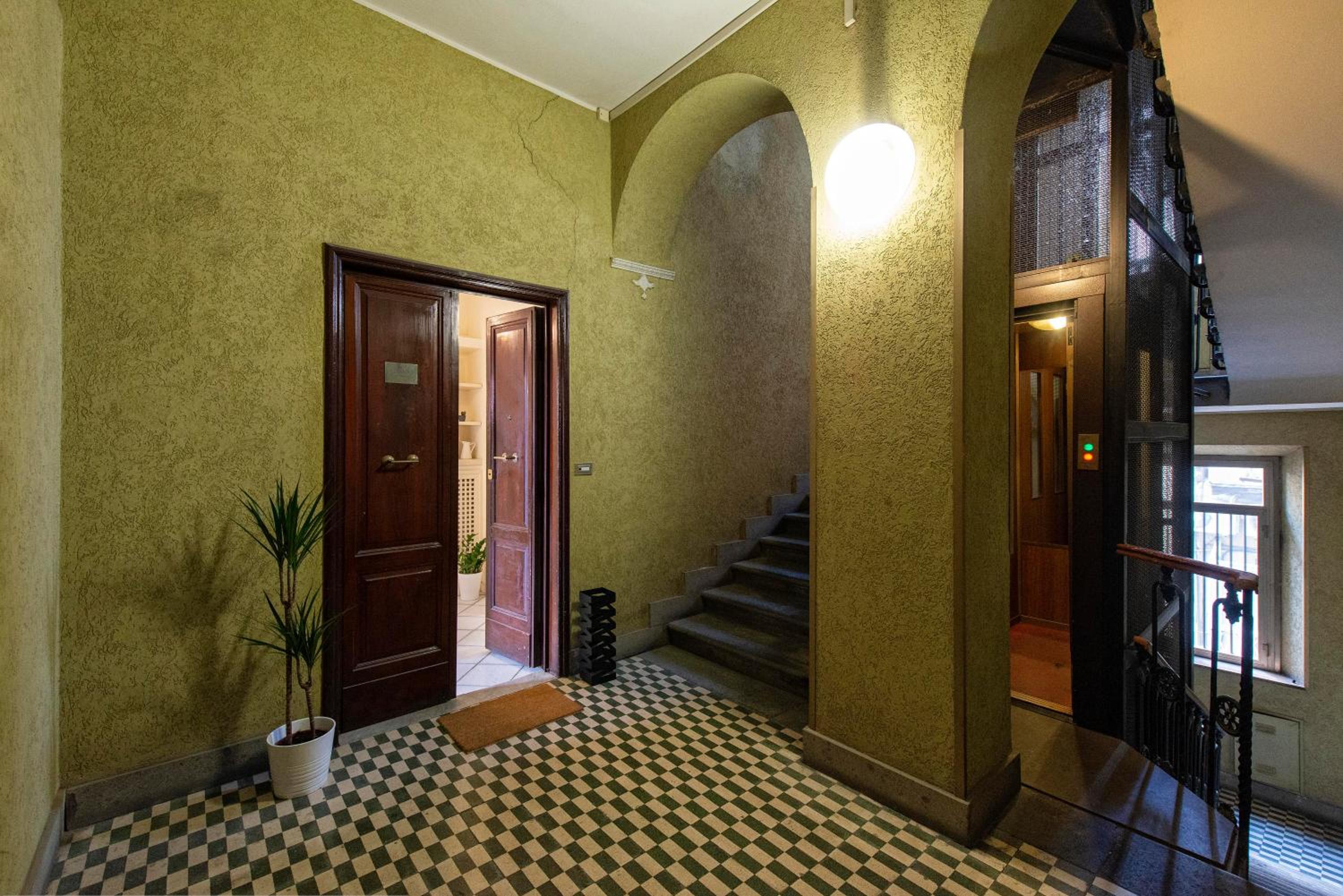 Redseven Rome Apartments