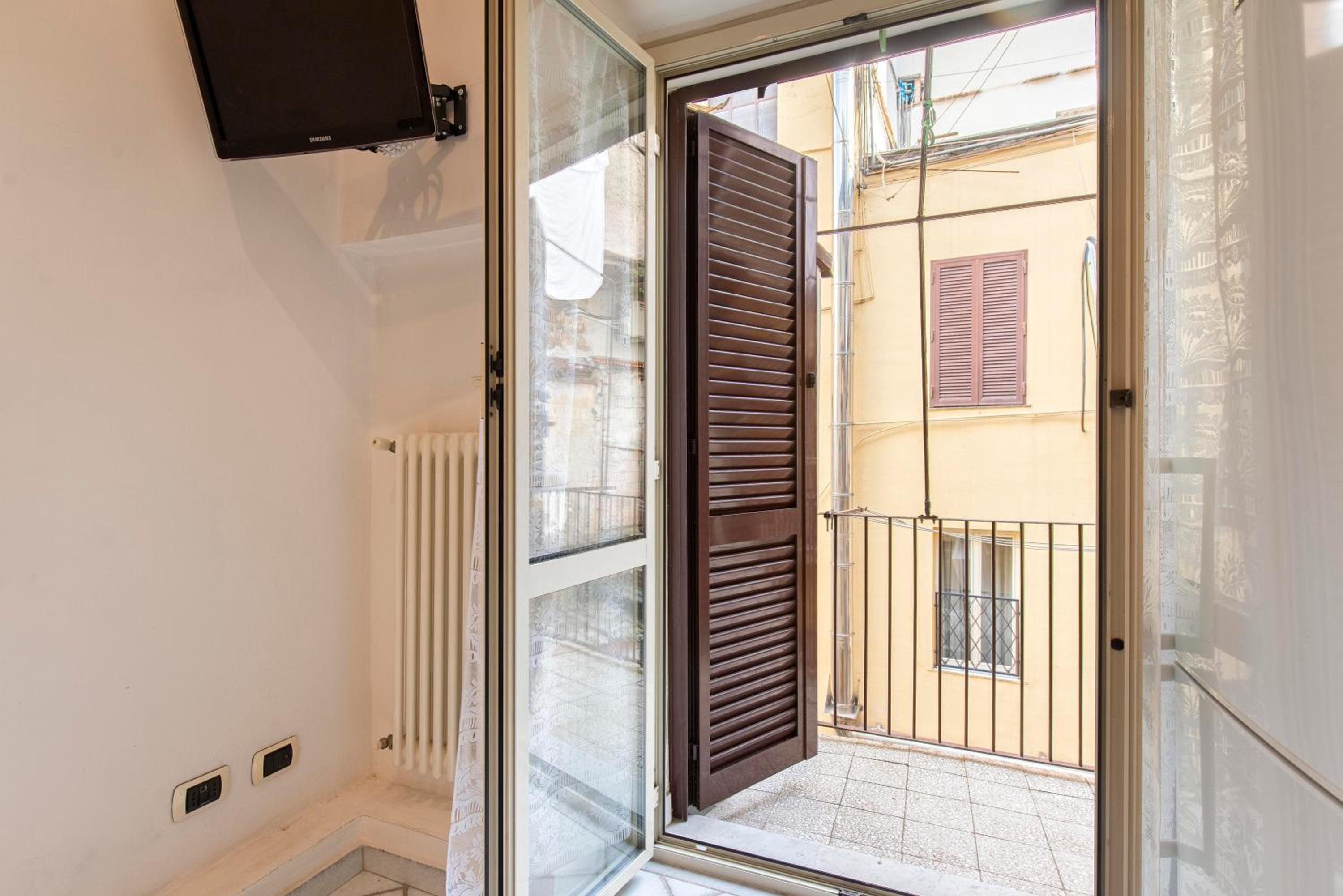 Redseven Rome Apartments