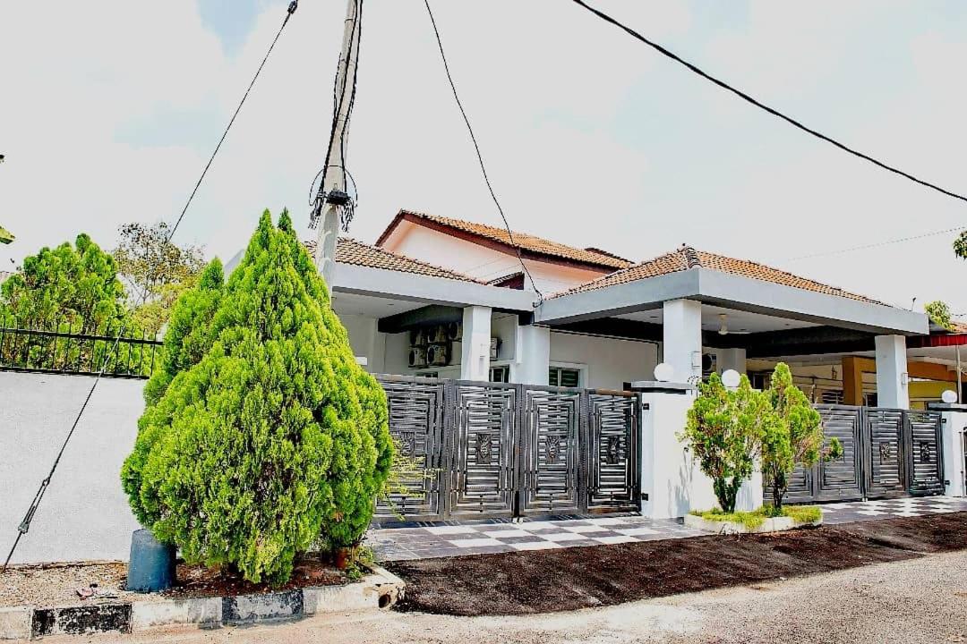 De Luma Alma 9 bedroom with 8 bathroom photo 1