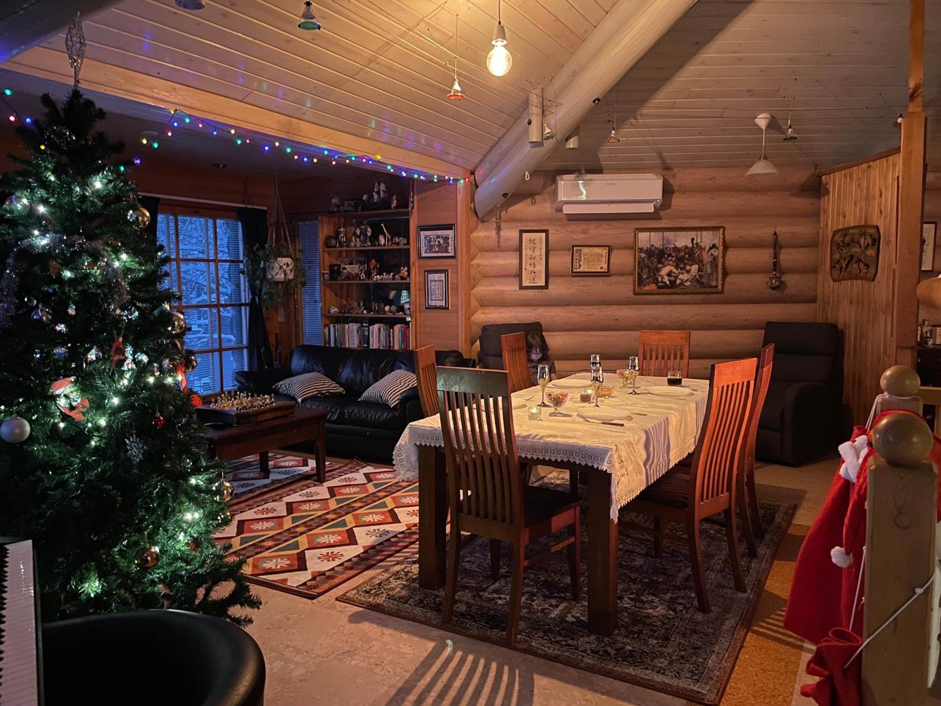 Log home near Santa
