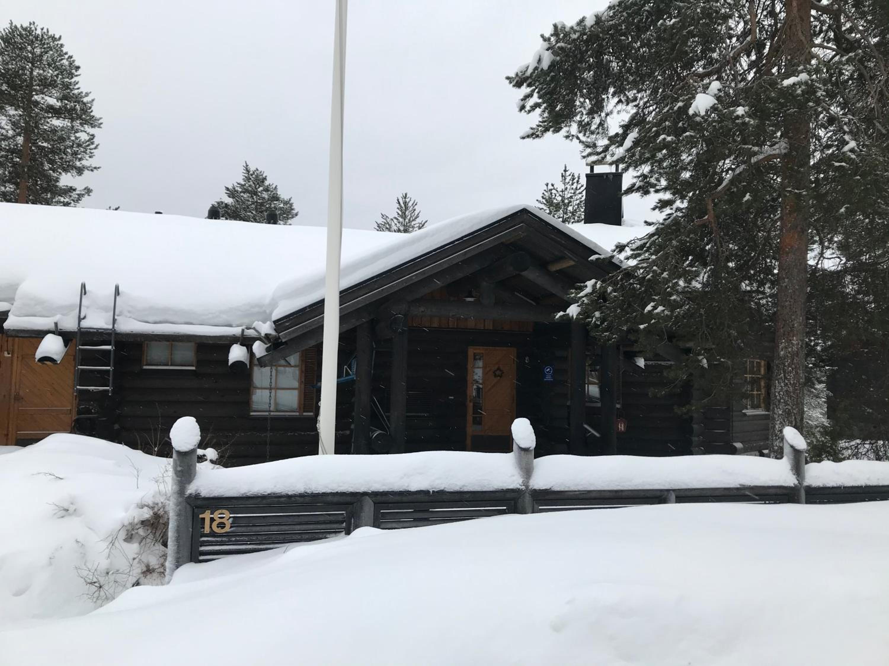 Log home near Santa